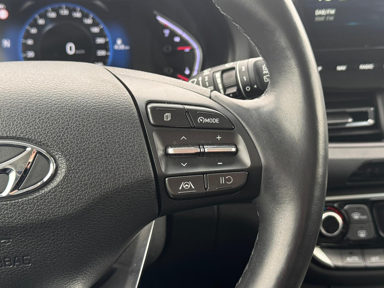 Salon Polska, Faktura VAT 23%, Executive, 1.5 T-GDI 160KM, Manual