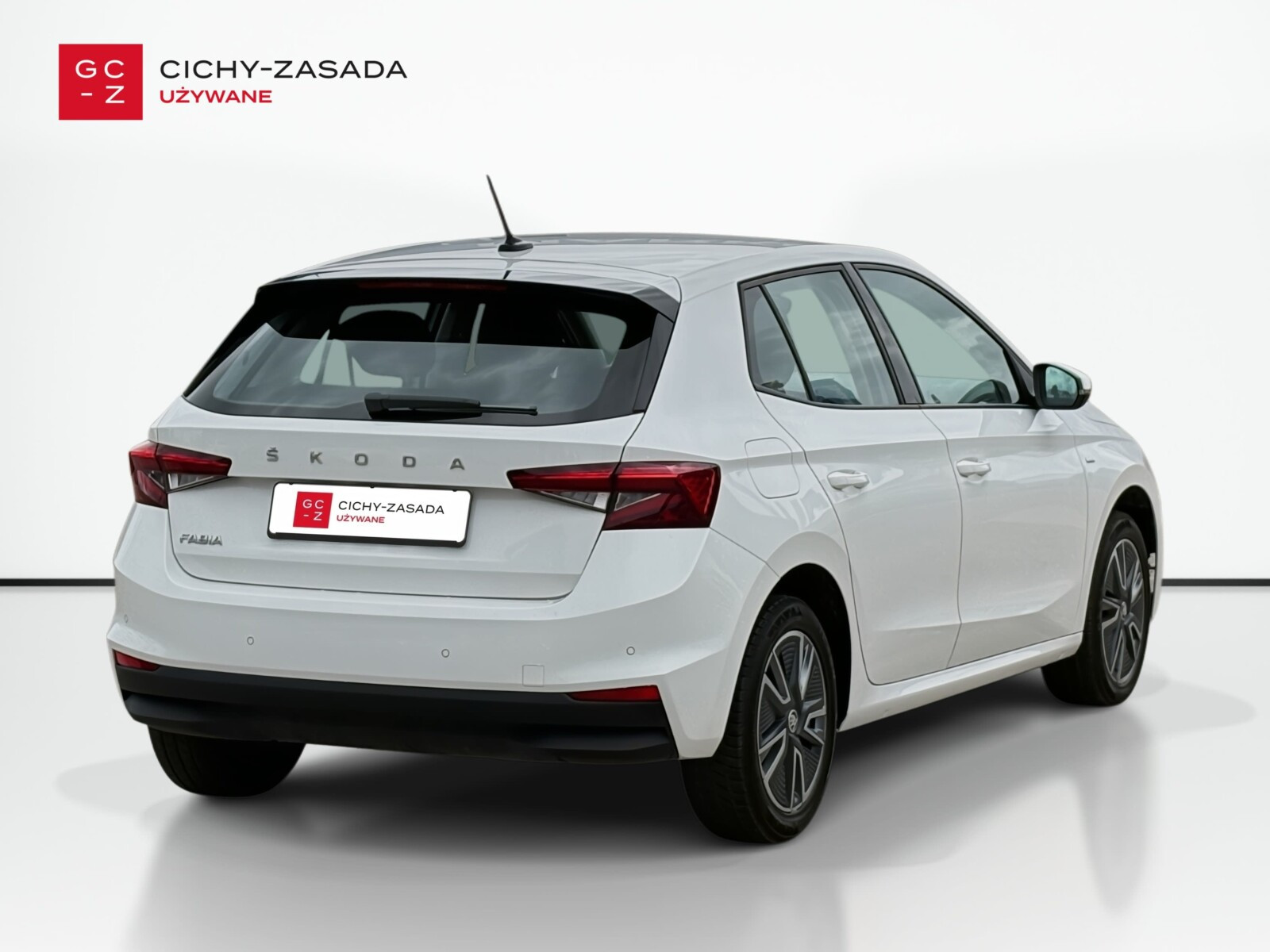 Tour 1.0 MPI 65 KM | LED | Lane Assist | Tempomat | Parktronic | VAT