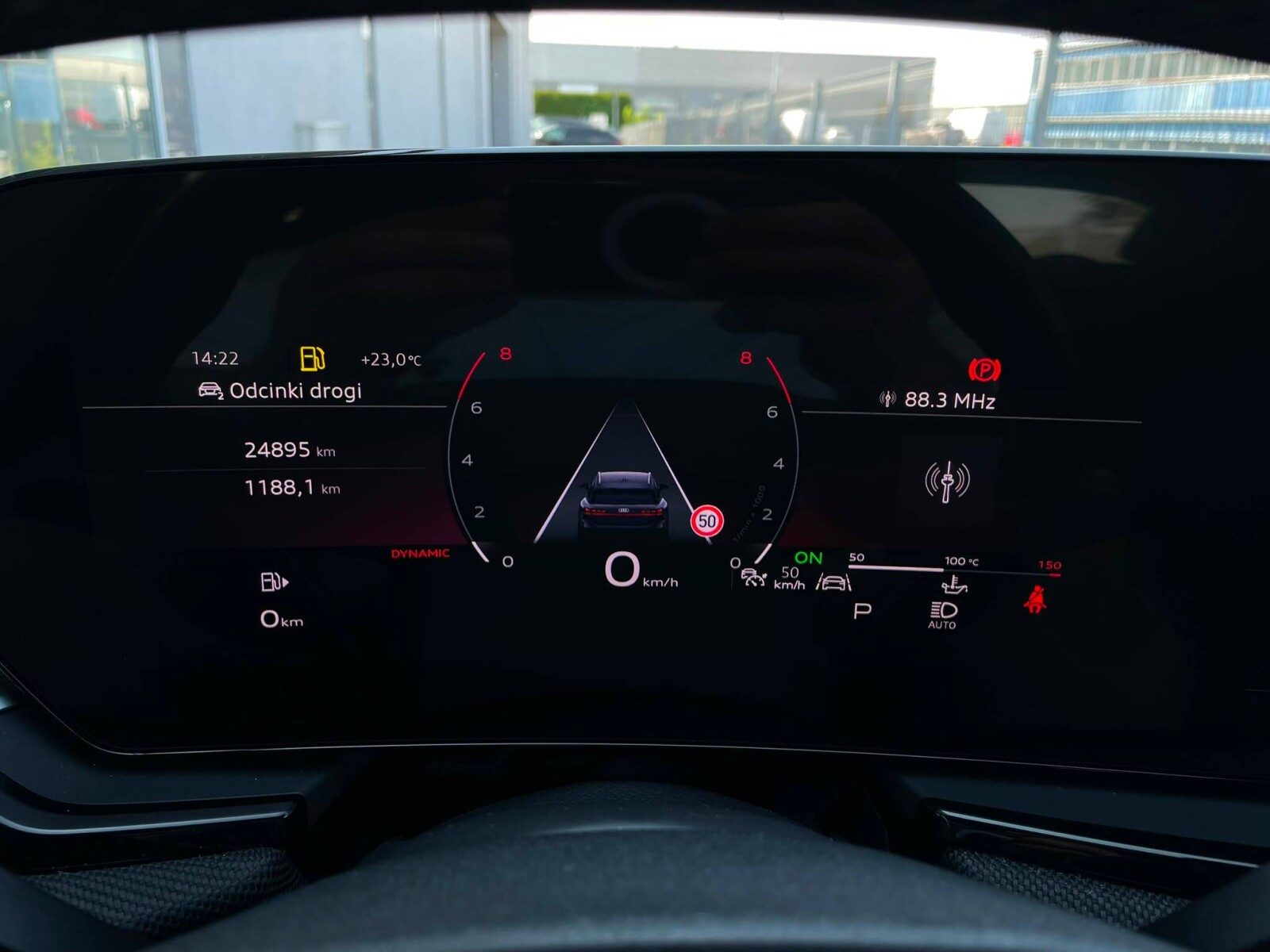 kamery 360° || Matrix LED || Fotele elektryczne z pamięcią