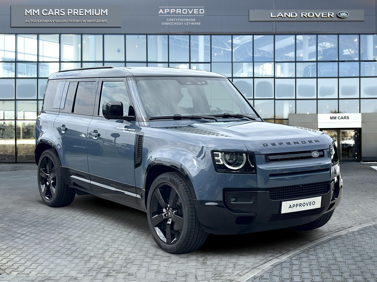 Land Rover Defender 110