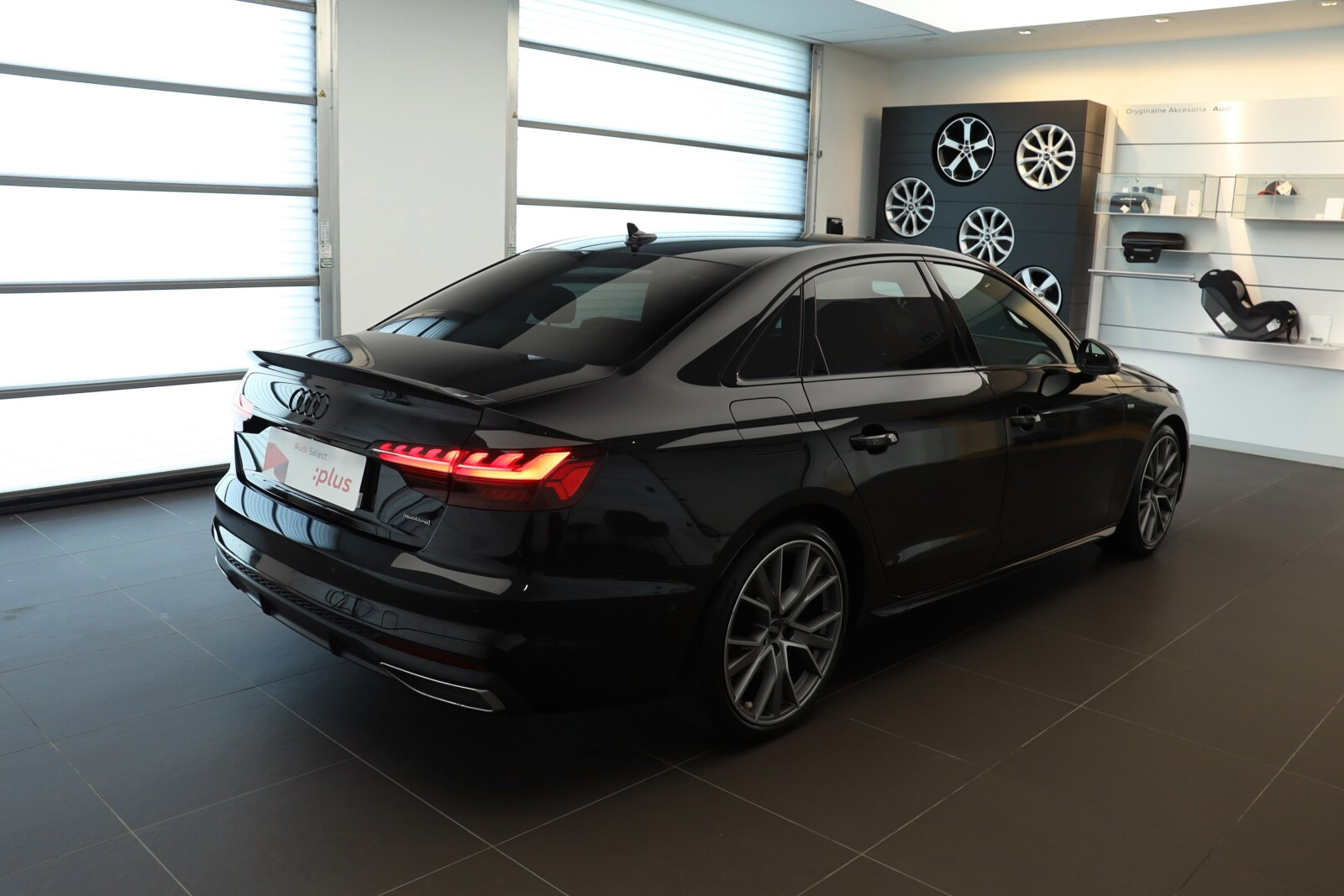 MATRIX | CarPlay | S line | Kamery 360 | B&O | Ambiente Plus | PL