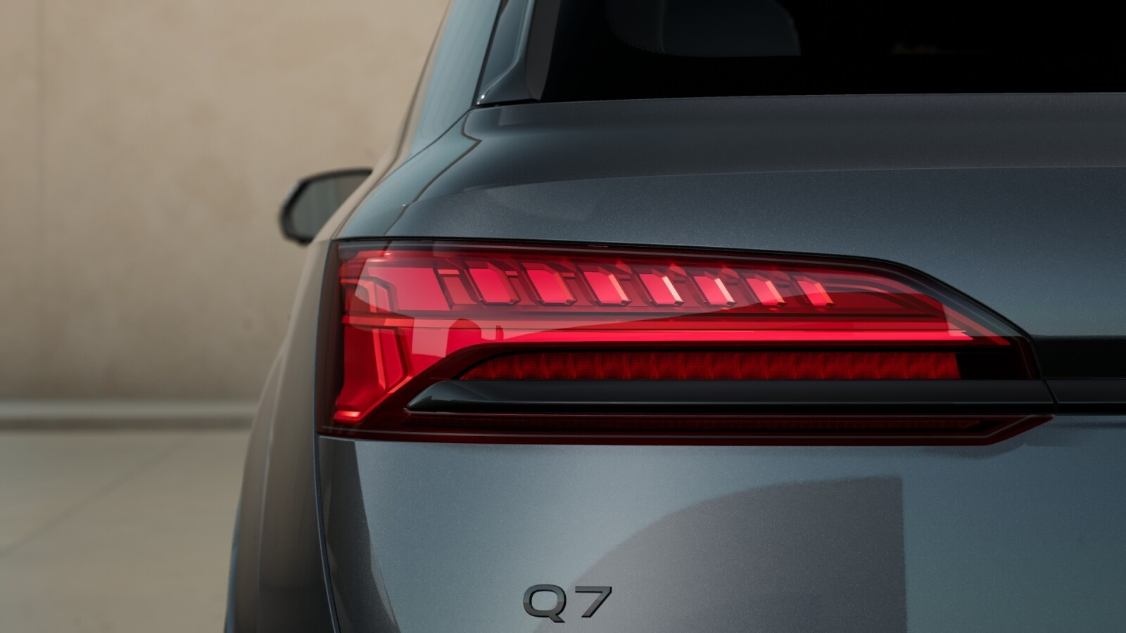 Audi Q7 SUV TFSI e S line e quattro 290 kW(394 KM) tiptronic