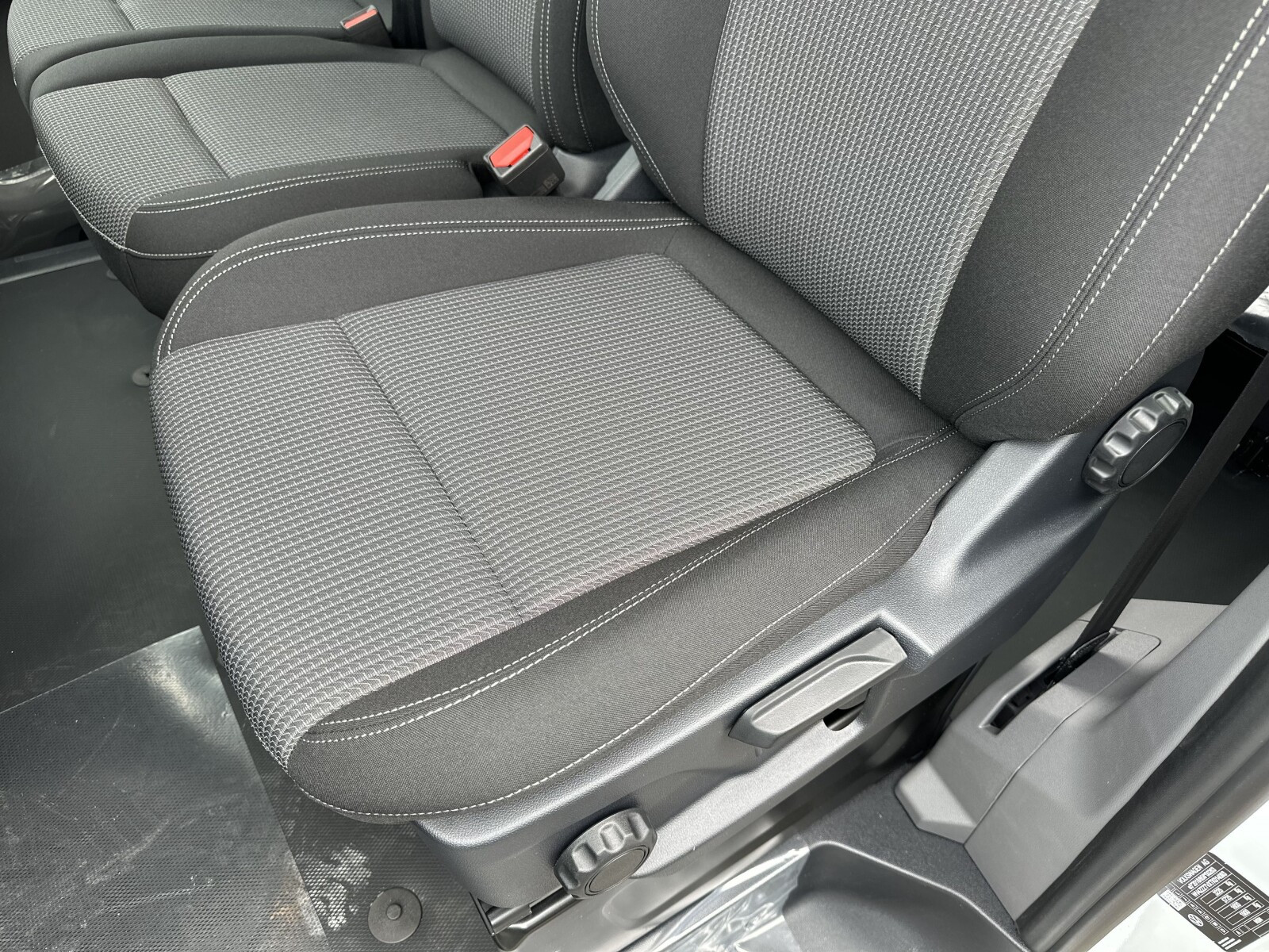 Transporter Kombi L1 2.0 TDI 150 KM manual
