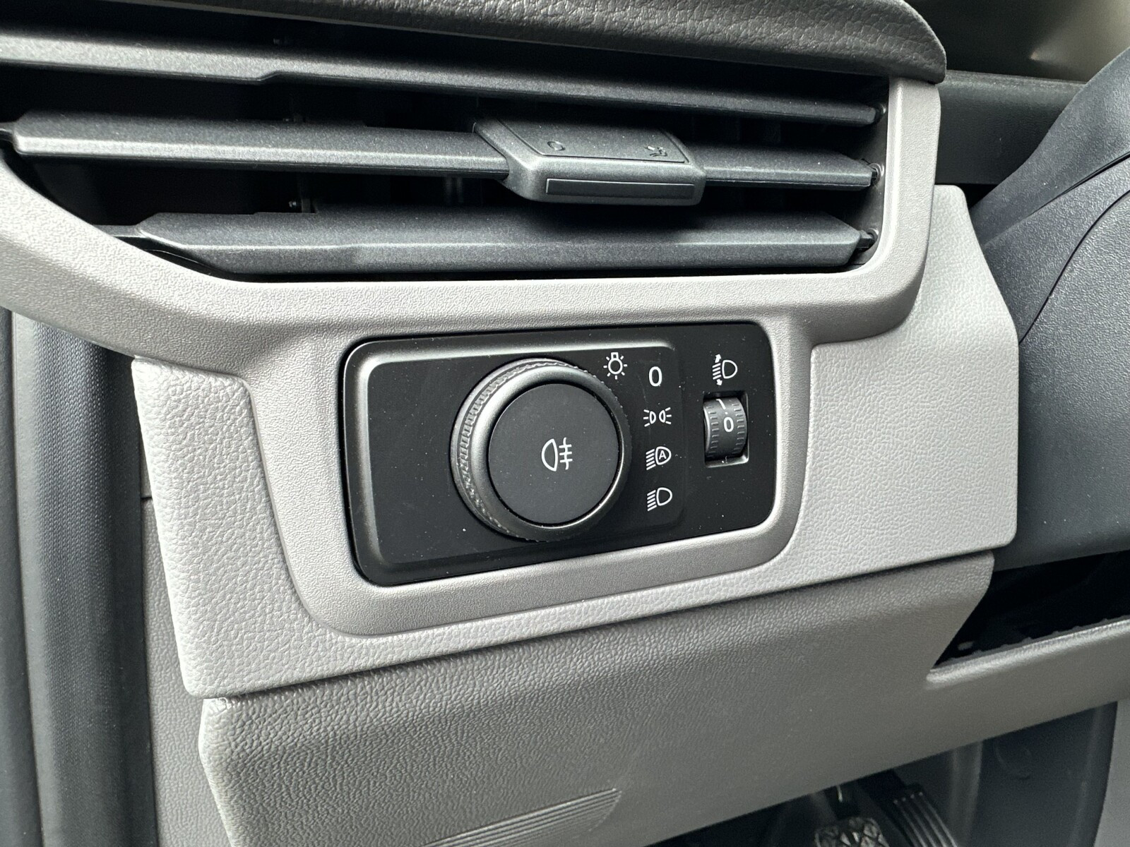 Transporter Kombi L1 2.0 TDI 150 KM manual
