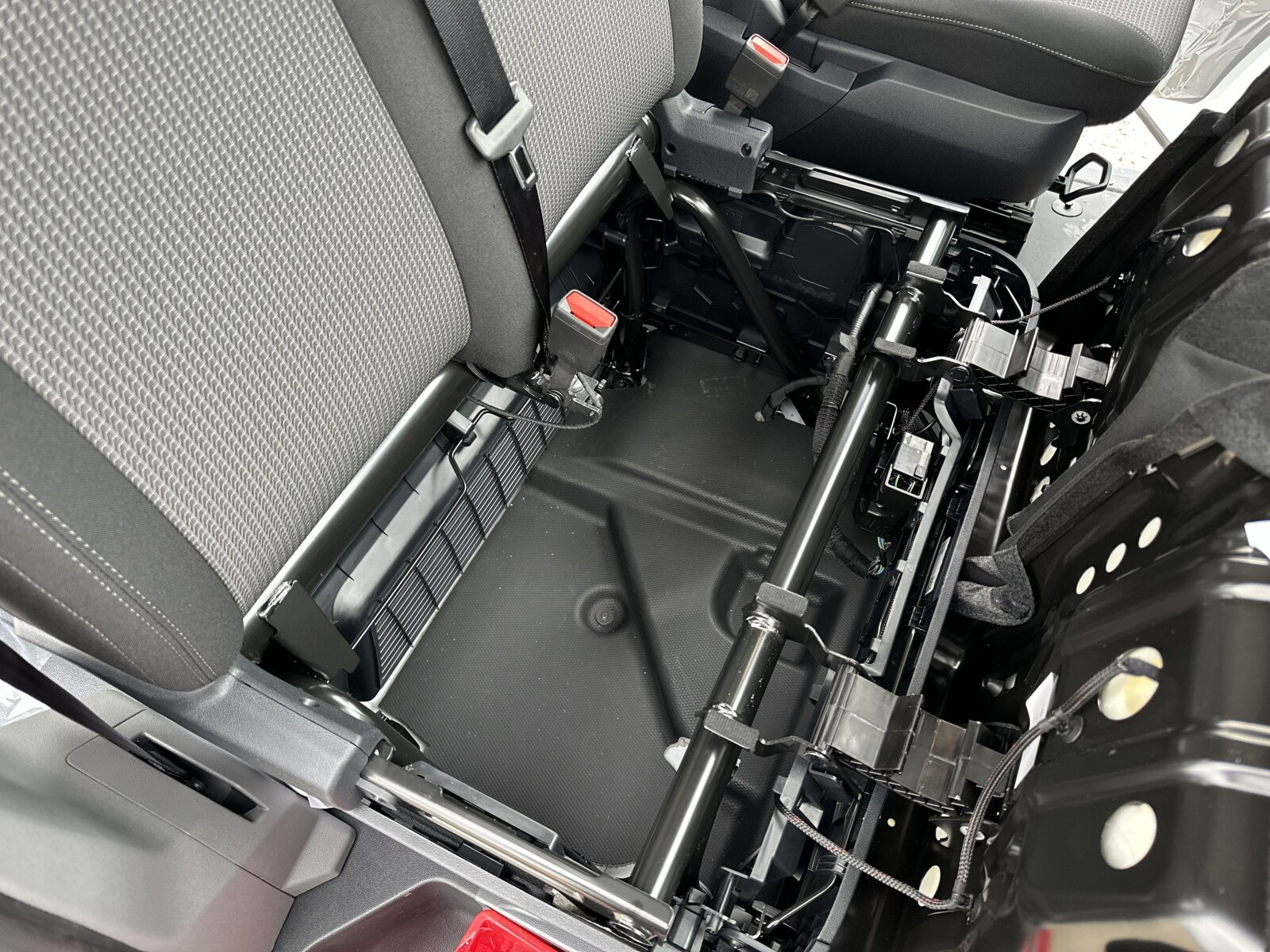 Transporter Kombi L1 2.0 TDI 150 KM manual