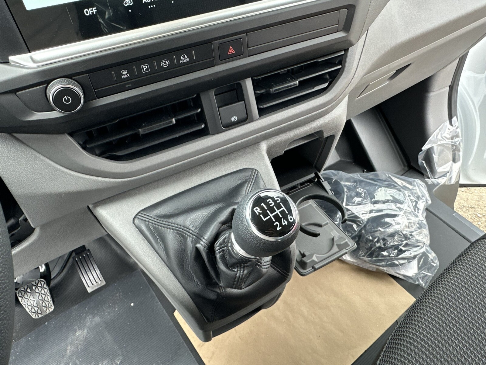 Transporter Kombi L1 2.0 TDI 150 KM manual