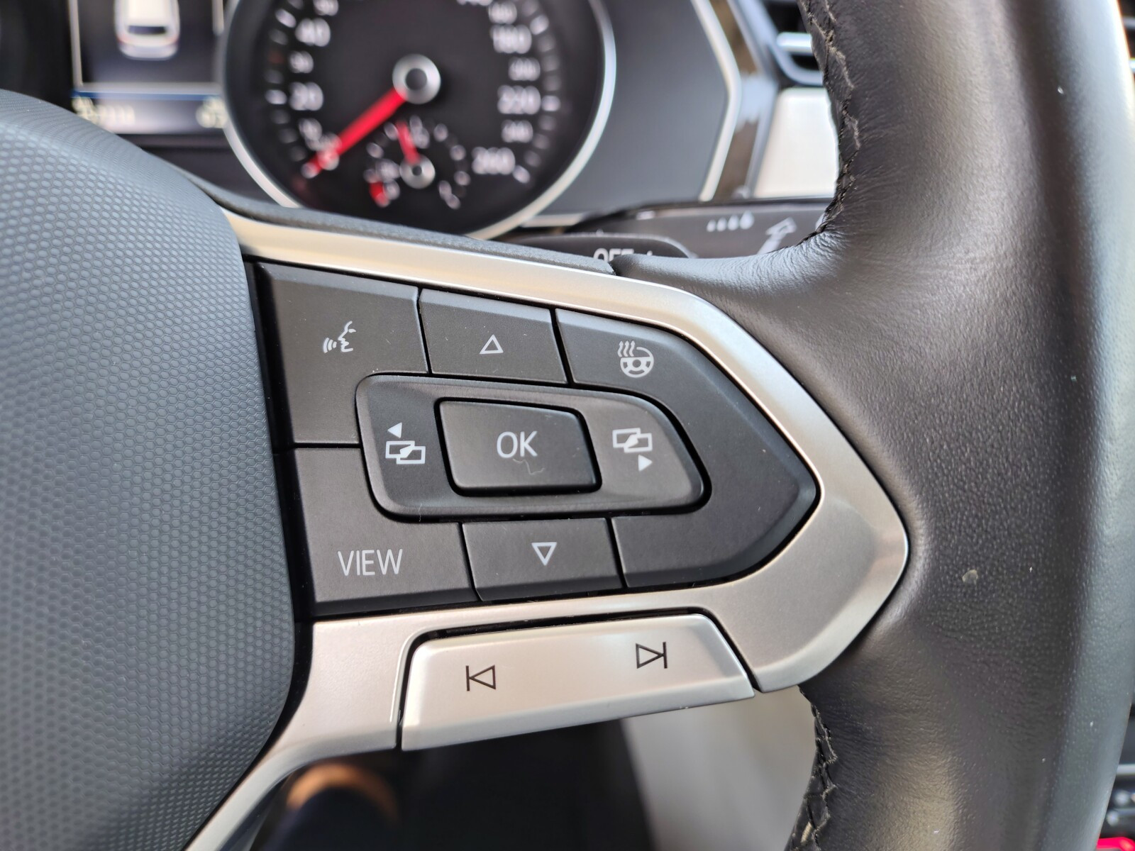 SalonPL serwis ASO 1.5TSI 150KM bezwypadkowy kamera grz.fotele VAT23%