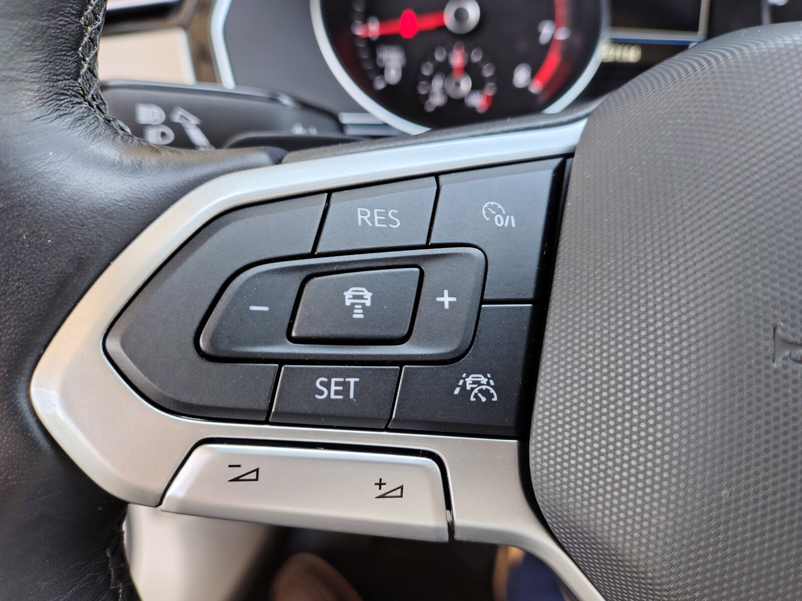 SalonPL serwis ASO 1.5TSI 150KM bezwypadkowy kamera grz.fotele VAT23%