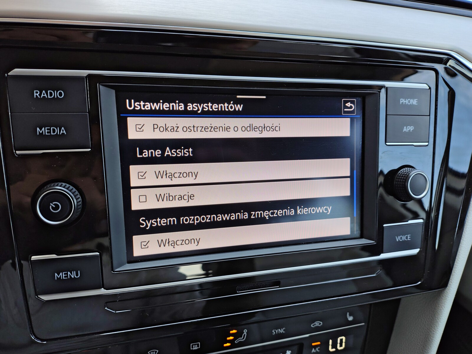 SalonPL serwis ASO 1.5TSI 150KM bezwypadkowy kamera grz.fotele VAT23%