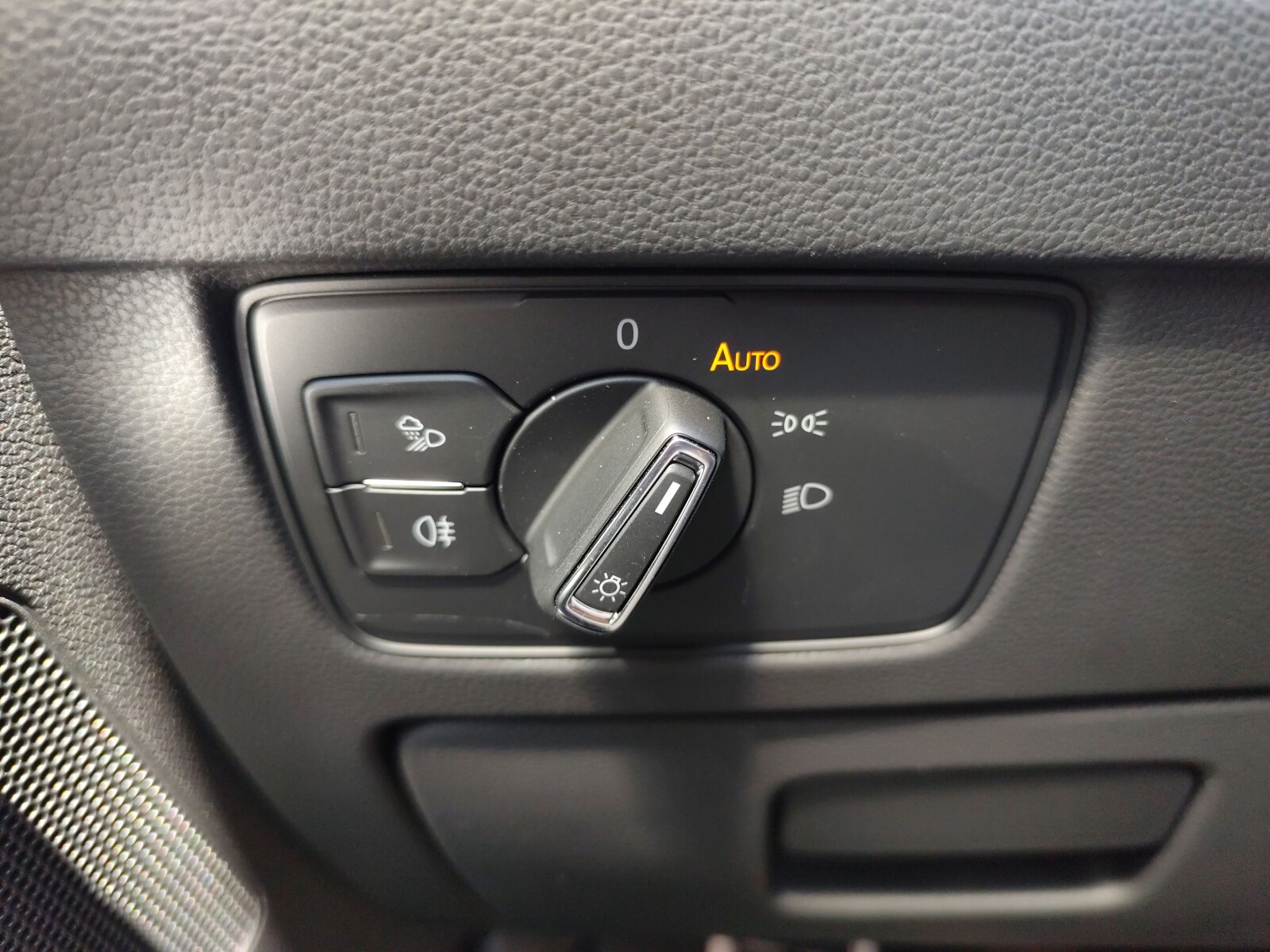 R, 2.0 TSI / 320KM, Panorama, Harman Kardon,DCC, Hak, FV 23%