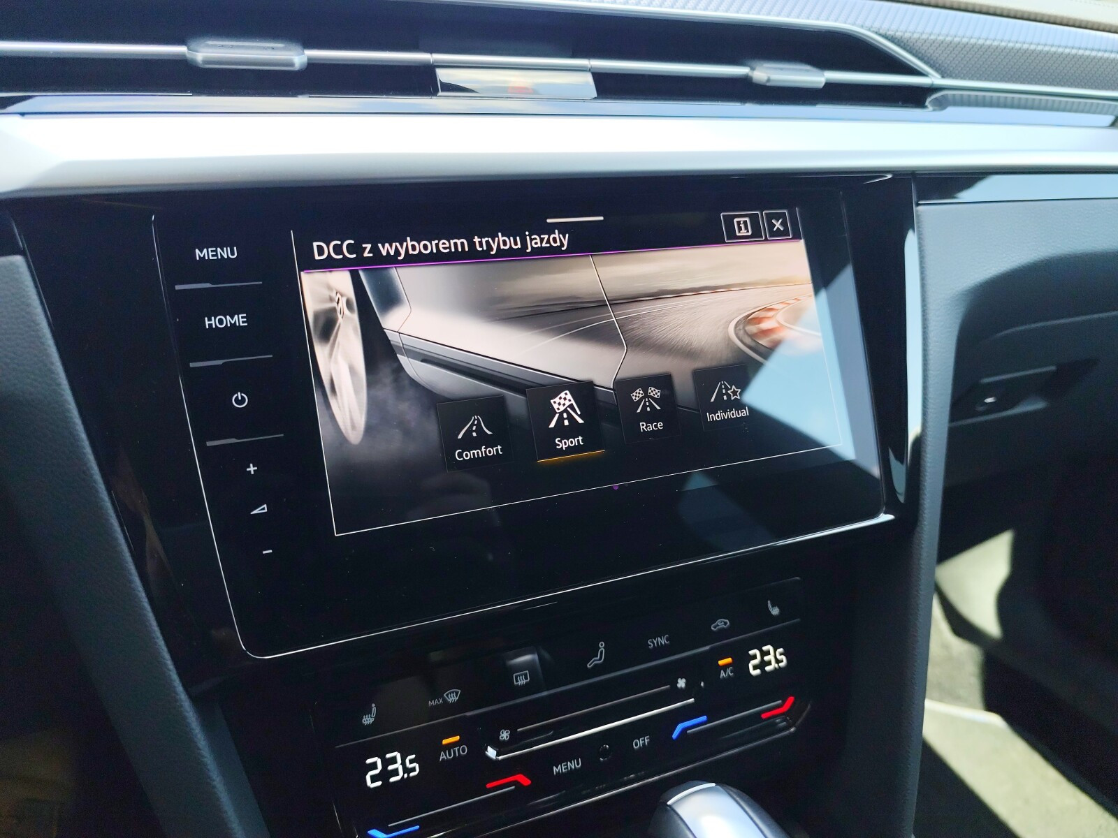 R, 2.0 TSI / 320KM, Panorama, Harman Kardon,DCC, Hak, FV 23%