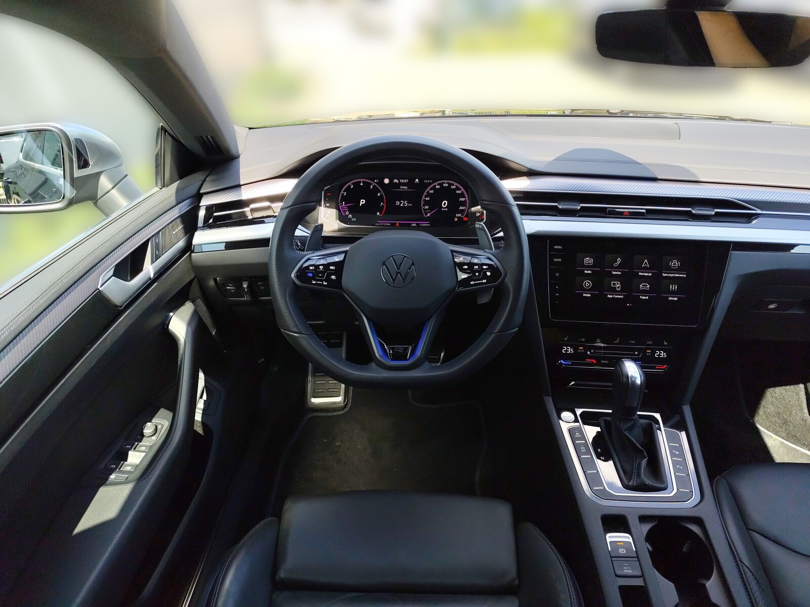 R, 2.0 TSI / 320KM, Panorama, Harman Kardon,DCC, Hak, FV 23%