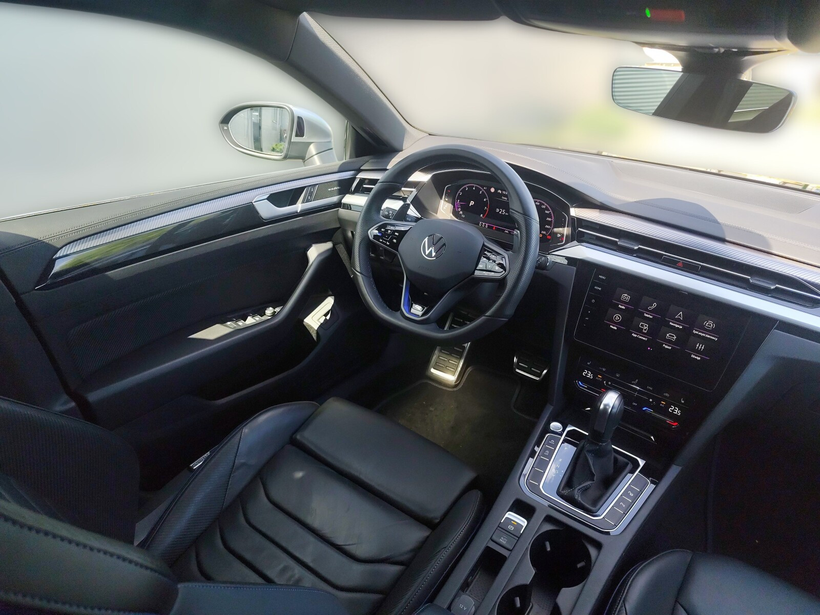 R, 2.0 TSI / 320KM, Panorama, Harman Kardon,DCC, Hak, FV 23%