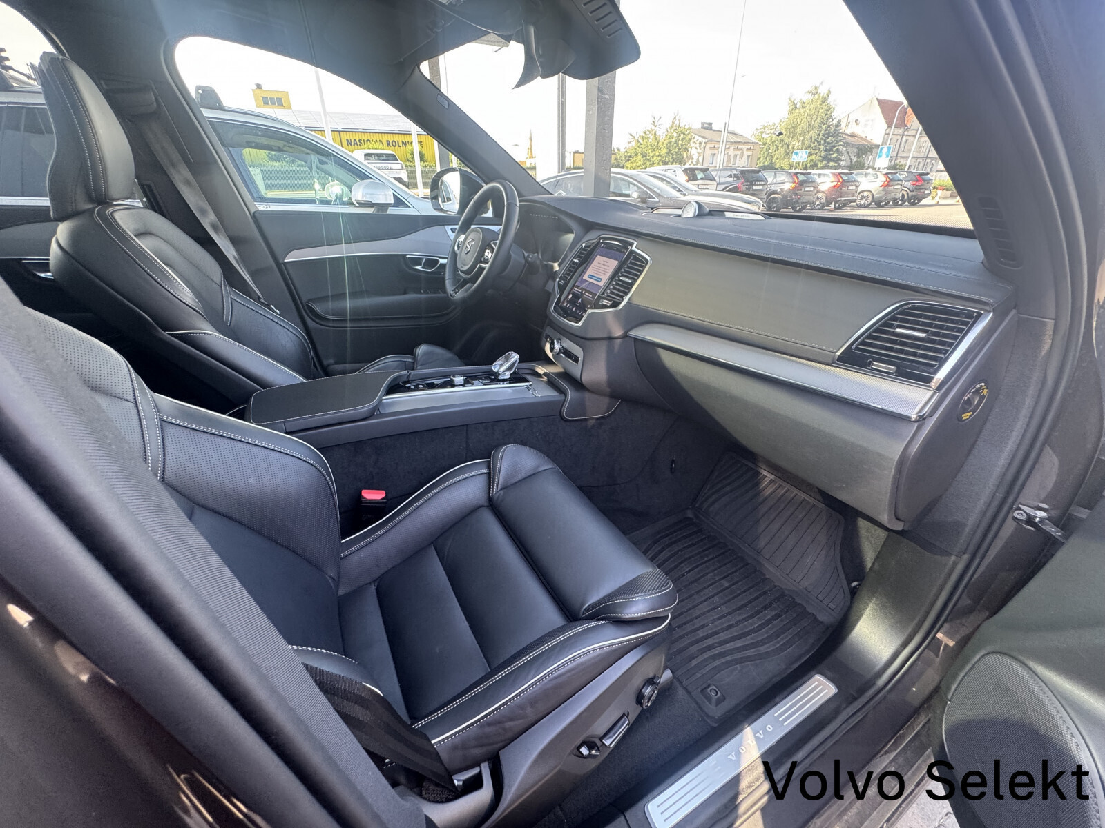 V60 T6 Plug-In 350KM | AWD | Plus Dark | Salon PL | Serwis ASO | FV23%