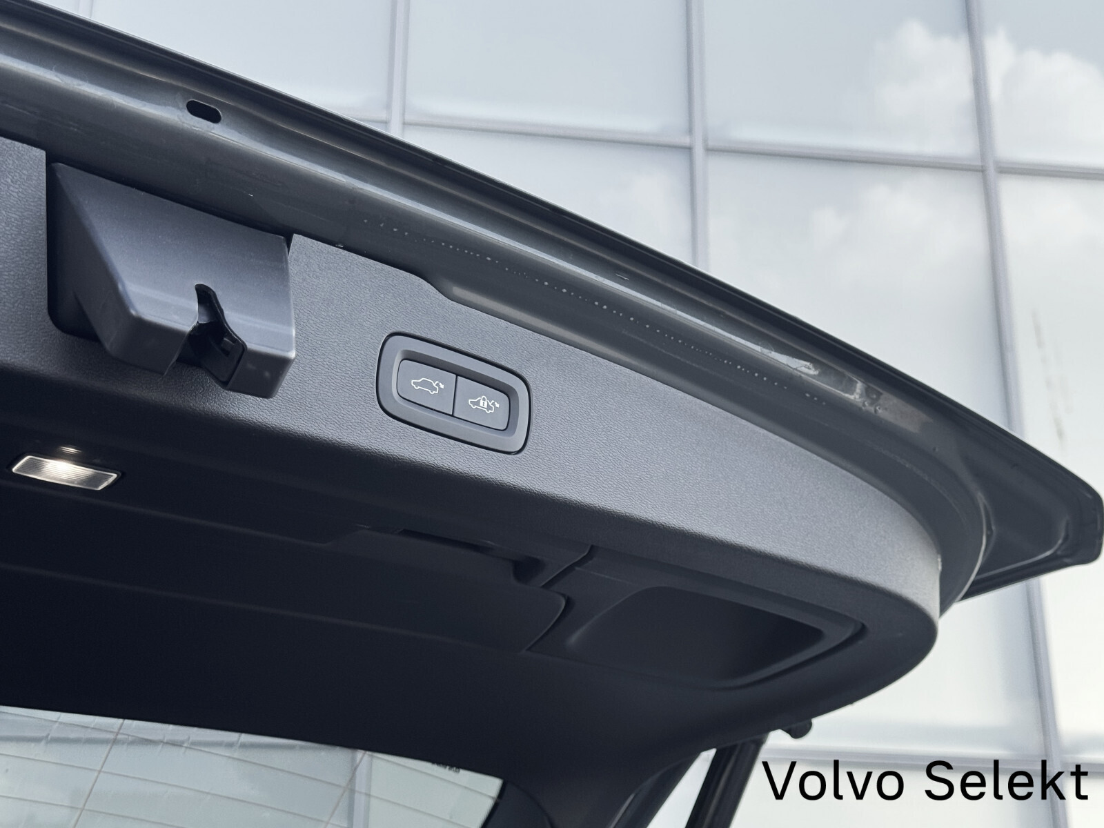 V60 T6 Plug-In 350KM | AWD | Plus Dark | Salon PL | Serwis ASO | FV23%