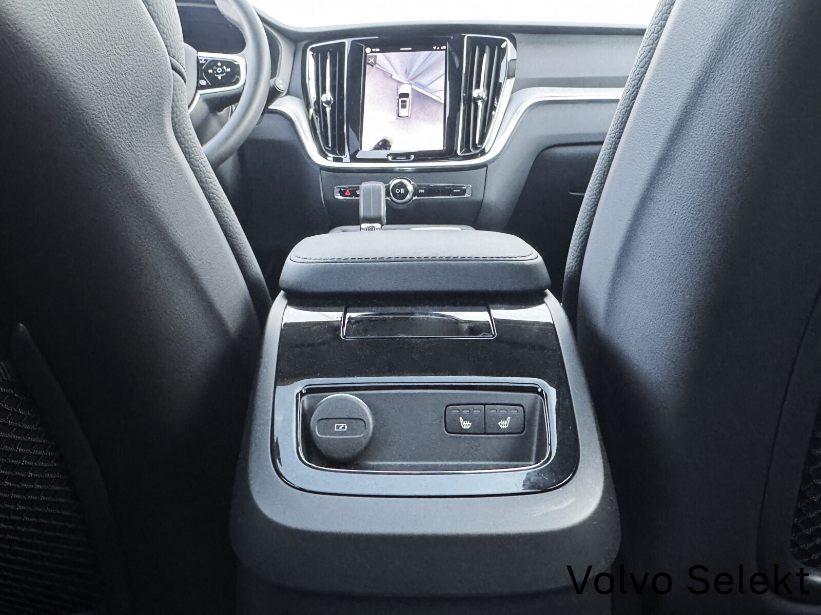 V60 T6 Plug-In 350KM | AWD | Plus Dark | Salon PL | Serwis ASO | FV23%