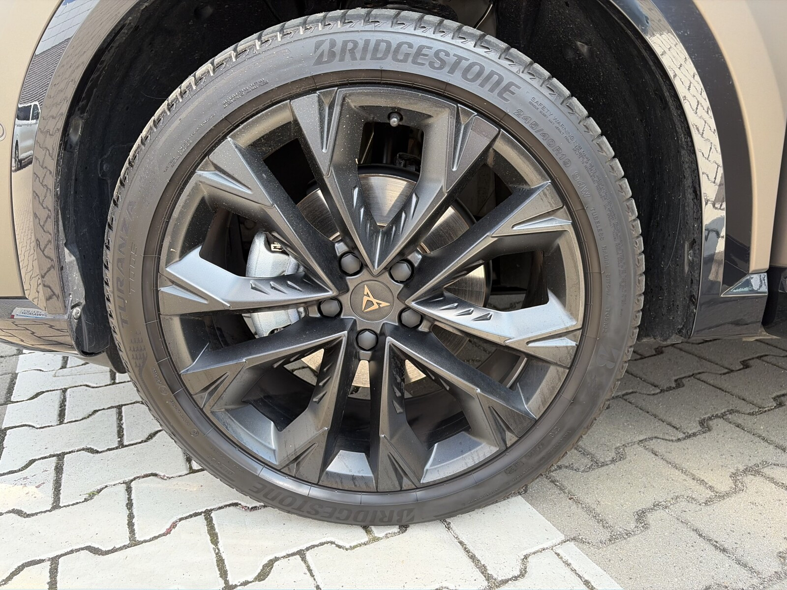 1.5 e-TSI 150 KM 7-biegowa automatyczna, Matt, BLACK, DEMO OD RĘKI!
