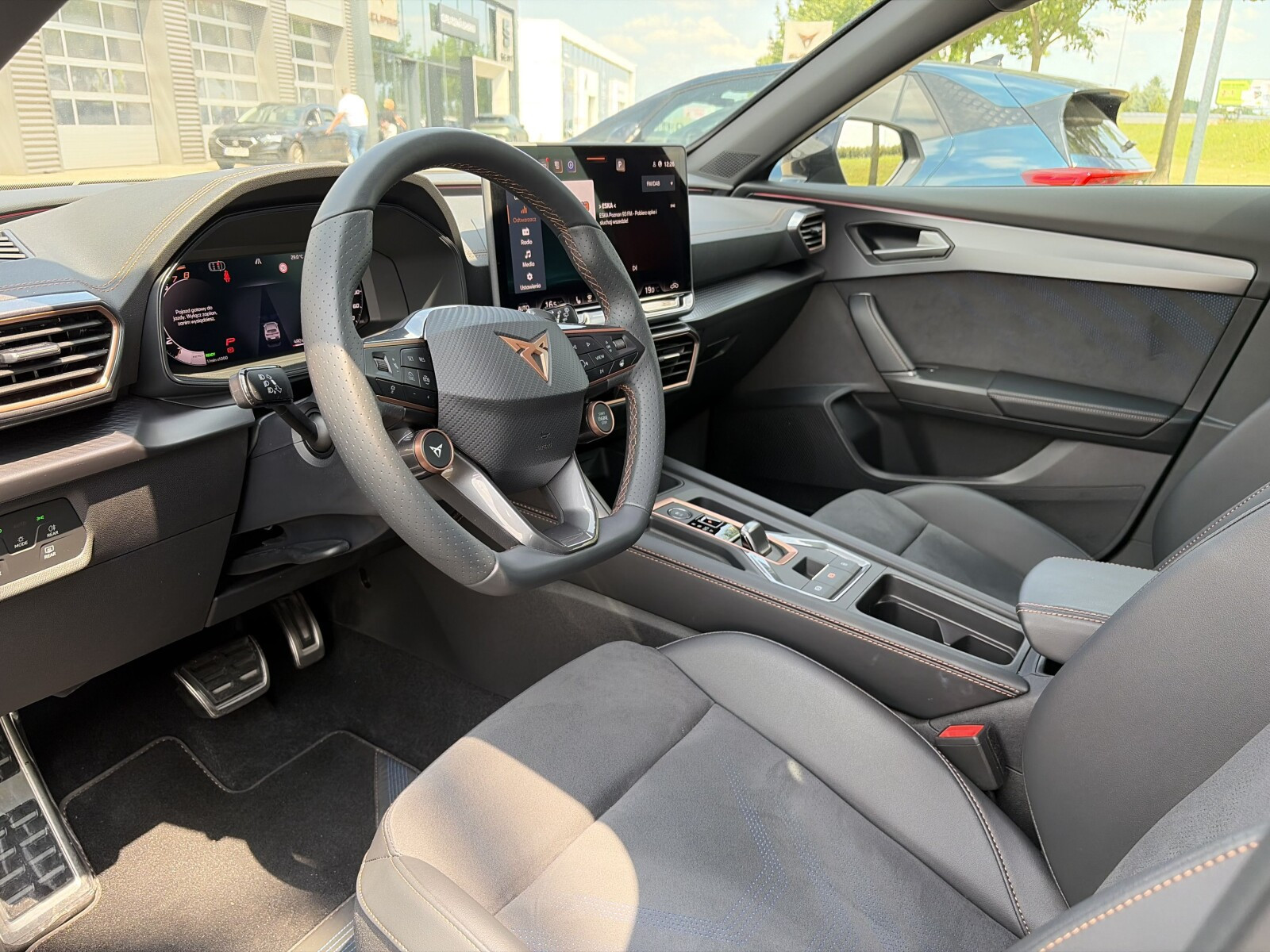 1.5 e-TSI 150 KM 7-biegowa automatyczna, Matt, BLACK, DEMO OD RĘKI!
