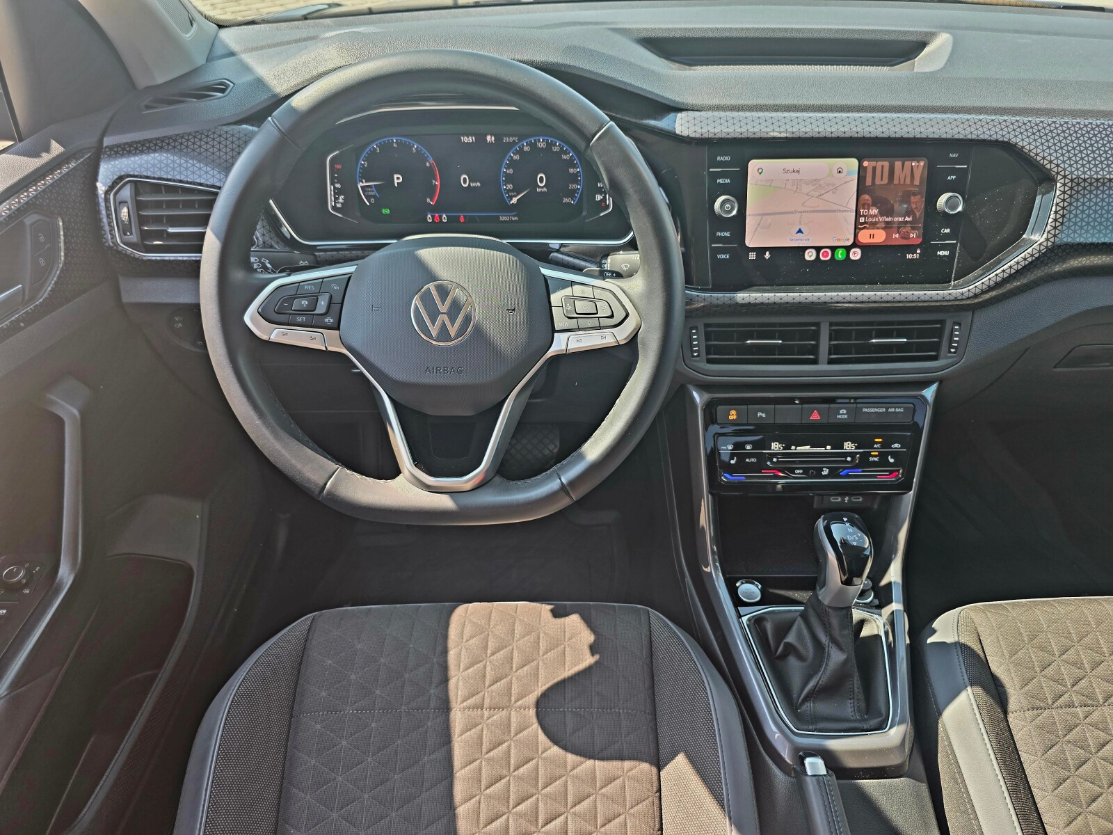 1.5TSI 150KM DSG Gwarancja 2027-04-27 lub 80 000km Tempomat aktywny ACC do 210 km/h Pakiet Tech Pakiet Comfort Nagłośnienie Beats Bezwypadkowy Salon Polska Serwisowany ASO