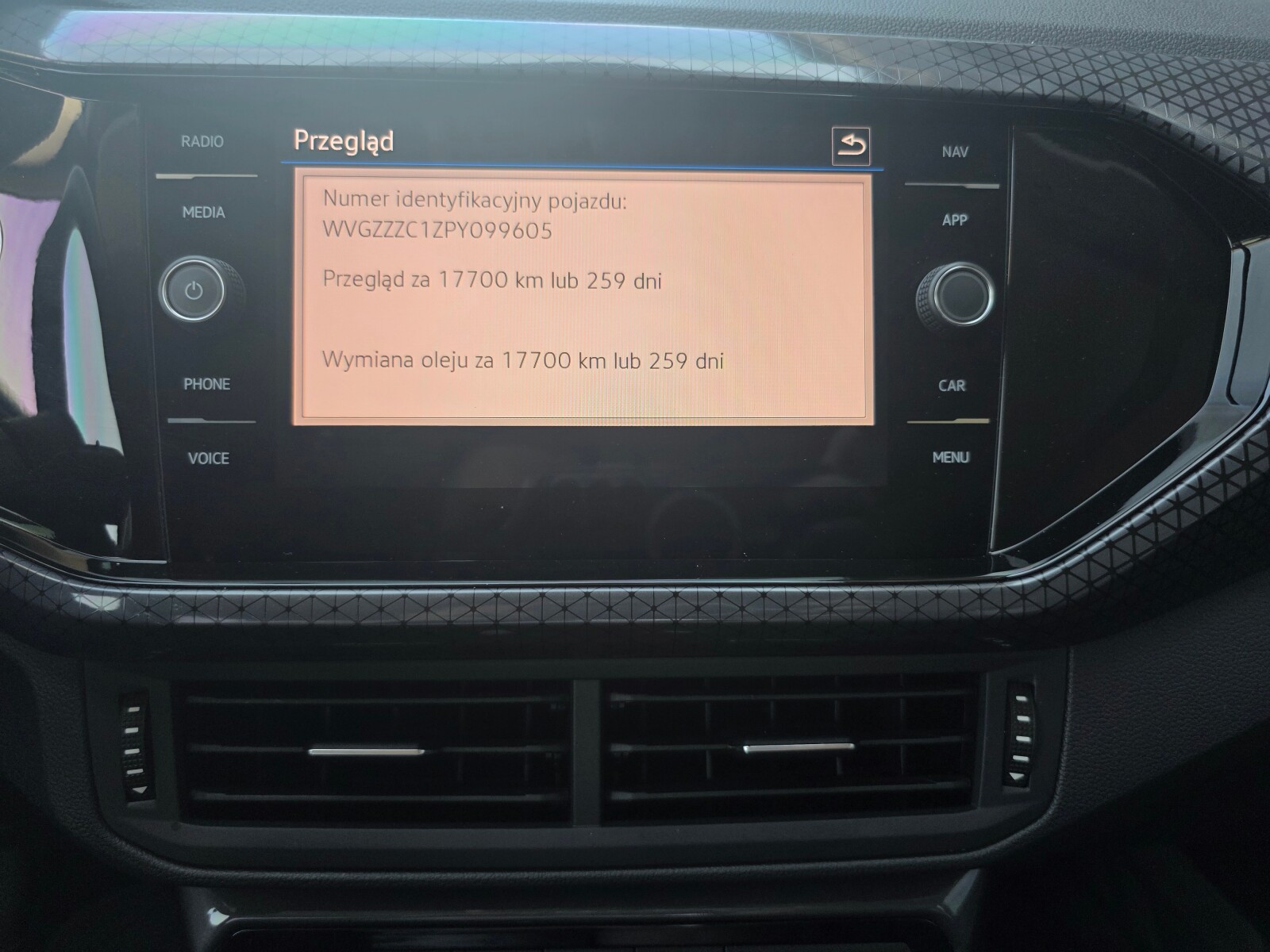 1.5TSI 150KM DSG Gwarancja 2027-04-27 lub 80 000km Tempomat aktywny ACC do 210 km/h Pakiet Tech Pakiet Comfort Nagłośnienie Beats Bezwypadkowy Salon Polska Serwisowany ASO