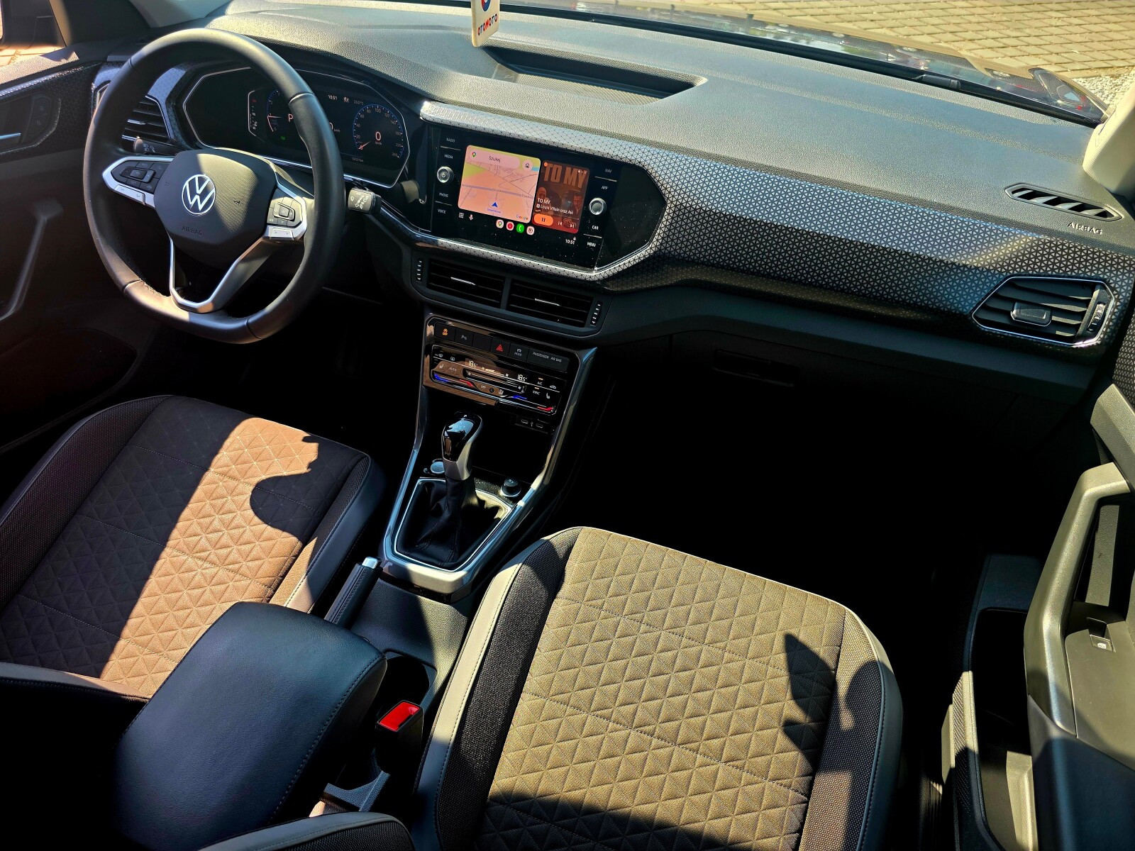 1.5TSI 150KM DSG Gwarancja 2027-04-27 lub 80 000km Tempomat aktywny ACC do 210 km/h Pakiet Tech Pakiet Comfort Nagłośnienie Beats Bezwypadkowy Salon Polska Serwisowany ASO