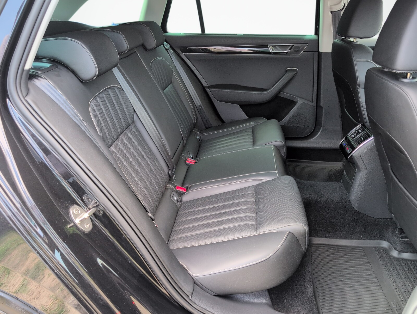 2,0 TSI 280KM 4x4 DSG L&K Webasto Canton Matrix ACC DCC ASO FV23%