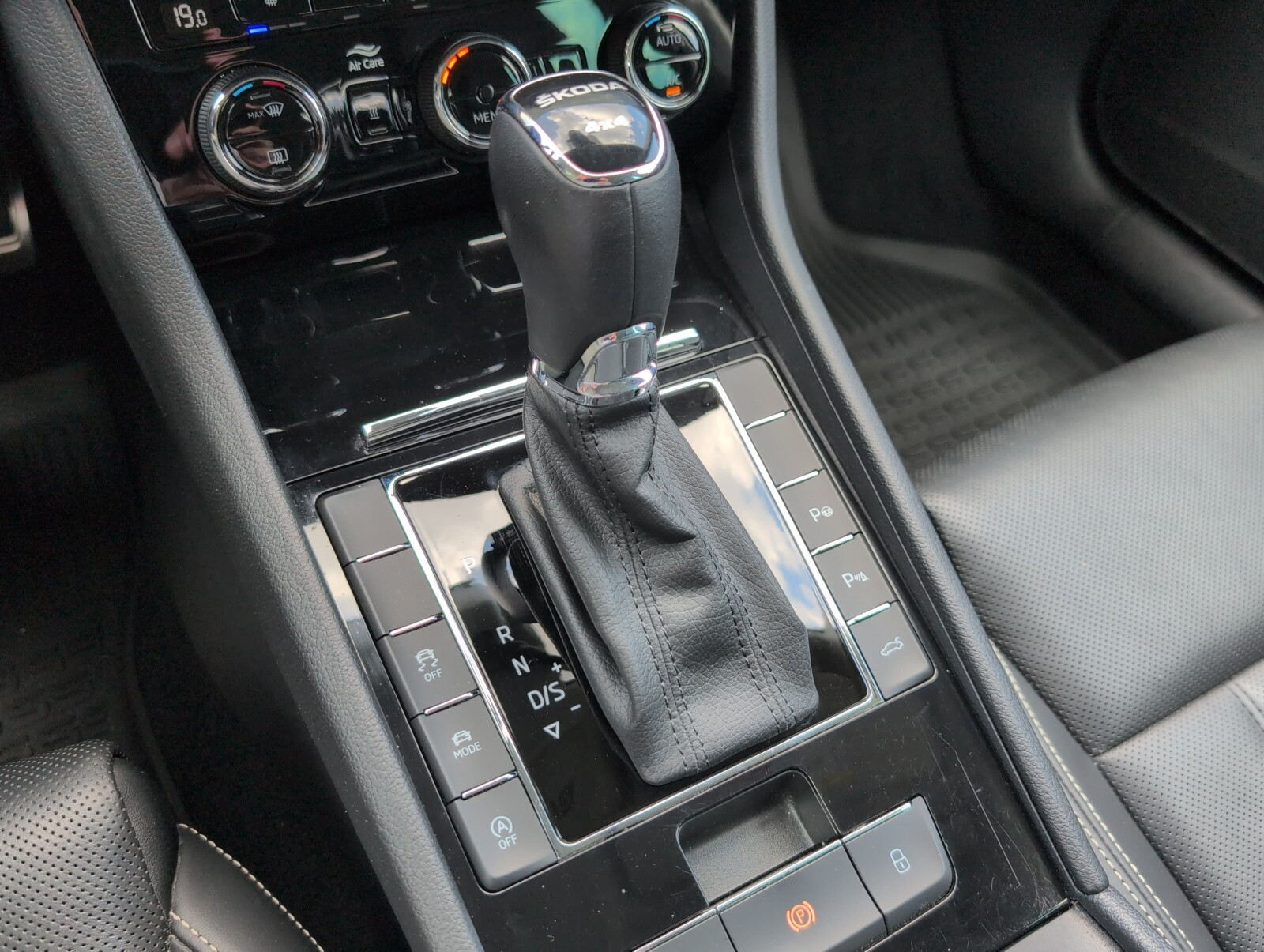 2,0 TSI 280KM 4x4 DSG L&K Webasto Canton Matrix ACC DCC ASO FV23%