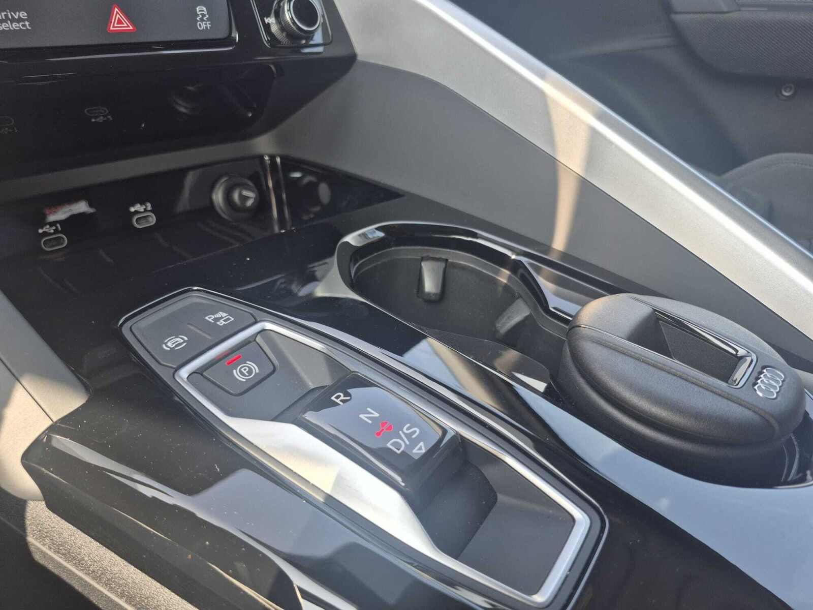 40 TDI 204 KM Quattro Matrix LED, Kamery 360, Vitrual, Hak