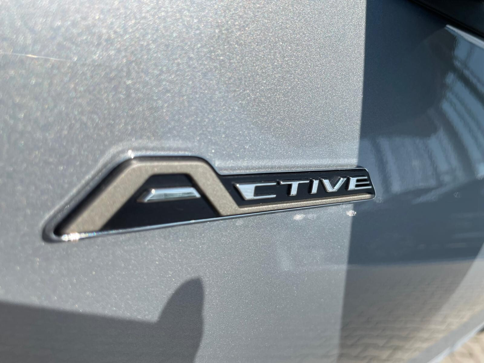 Active X 2.5 FHEV 180KM FWD