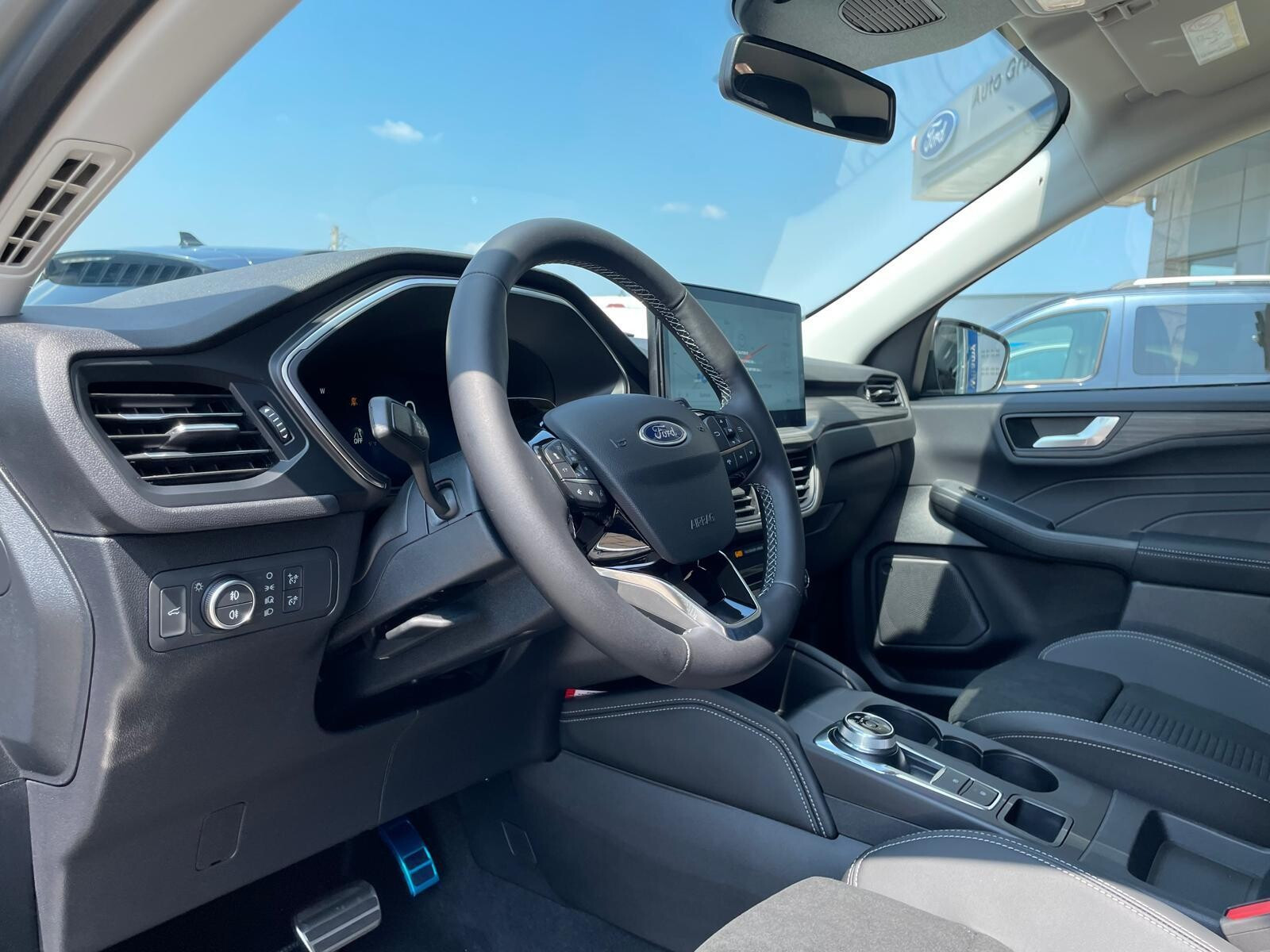 Active X 2.5 FHEV 180KM FWD