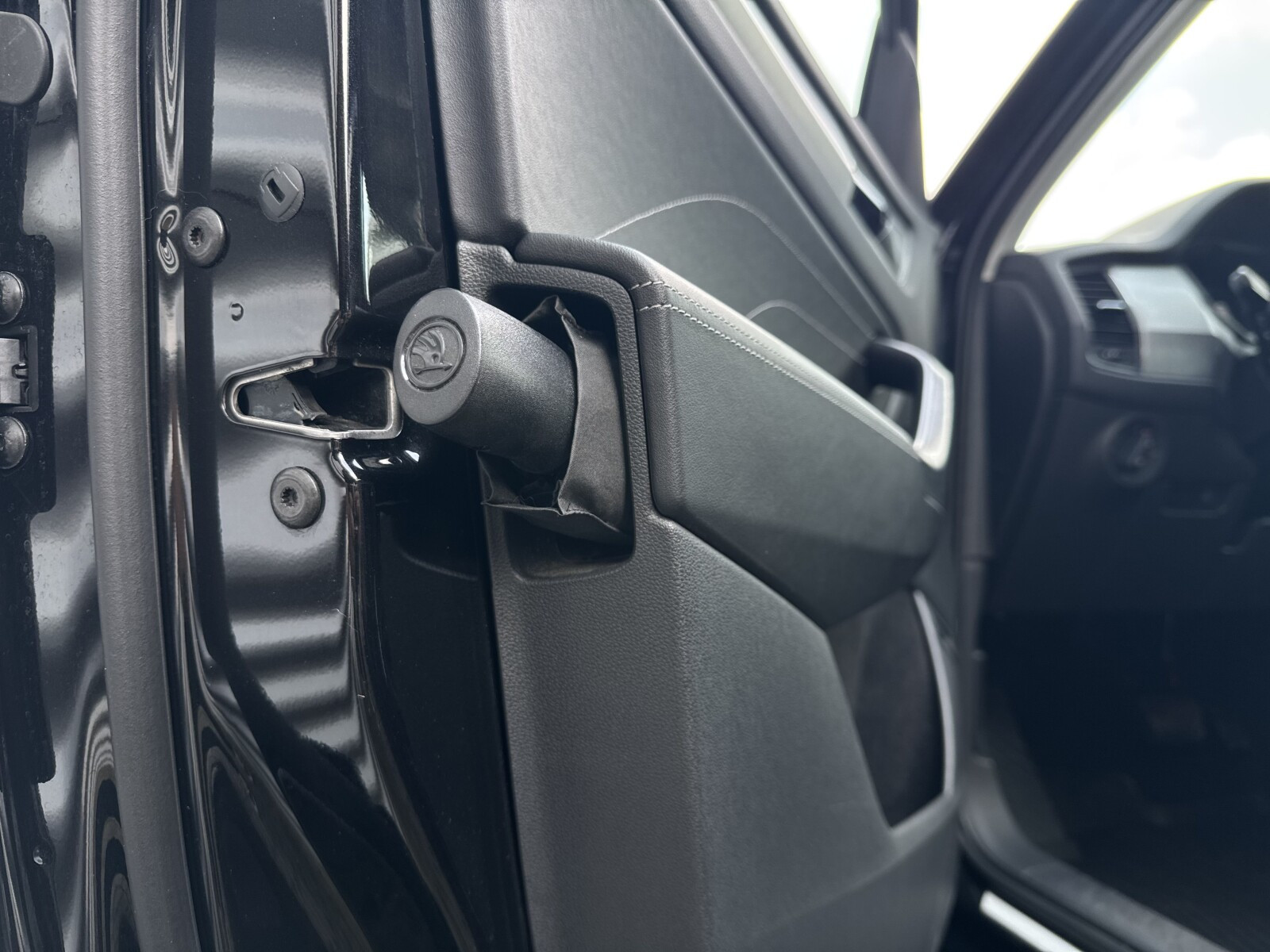Kodiaq Ambition 2.0TDI DSG ACC Matrix Hak Kamera Ambiente Podgrz.Szyba