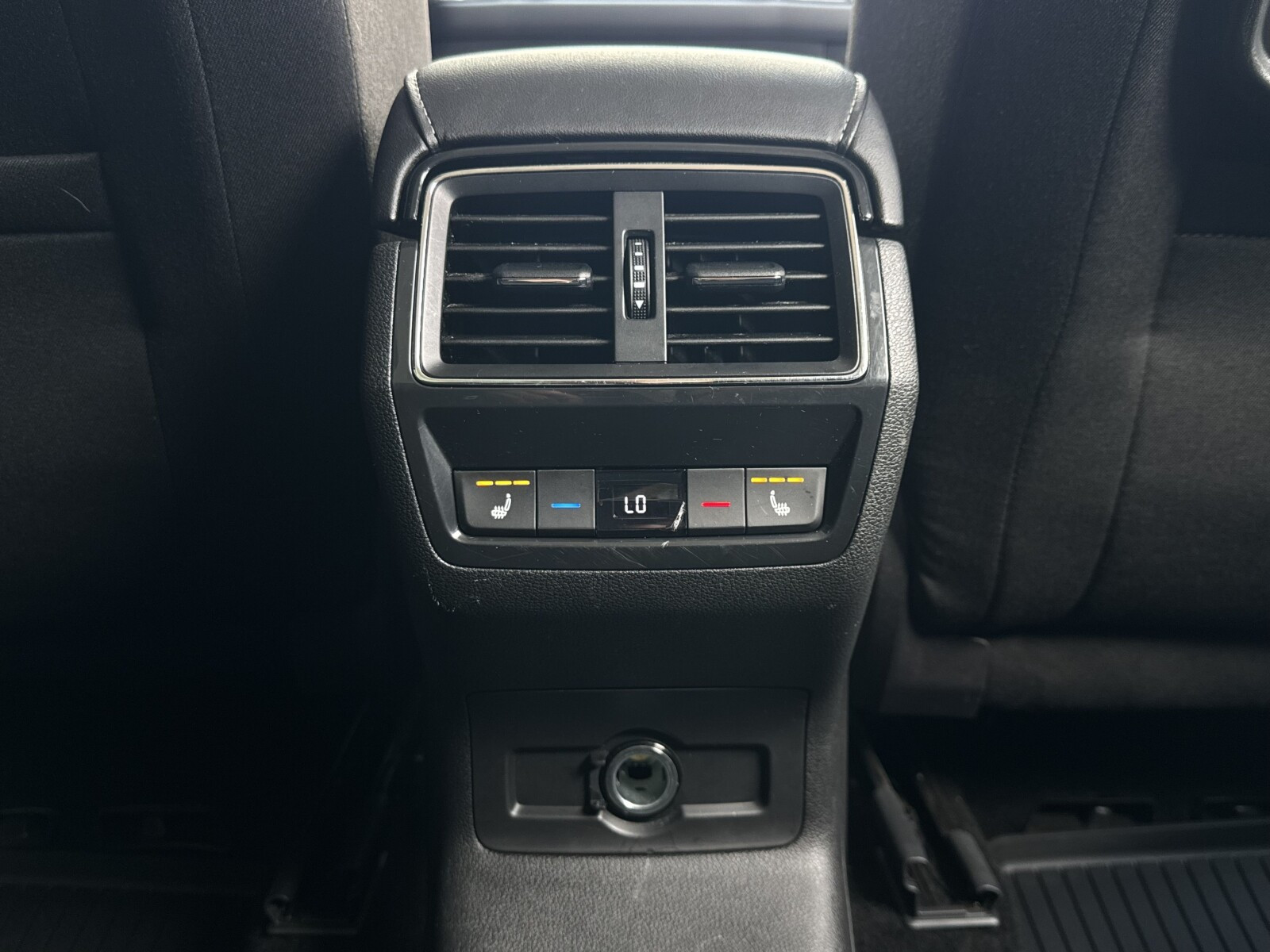 Kodiaq Ambition 2.0TDI DSG ACC Matrix Hak Kamera Ambiente Podgrz.Szyba
