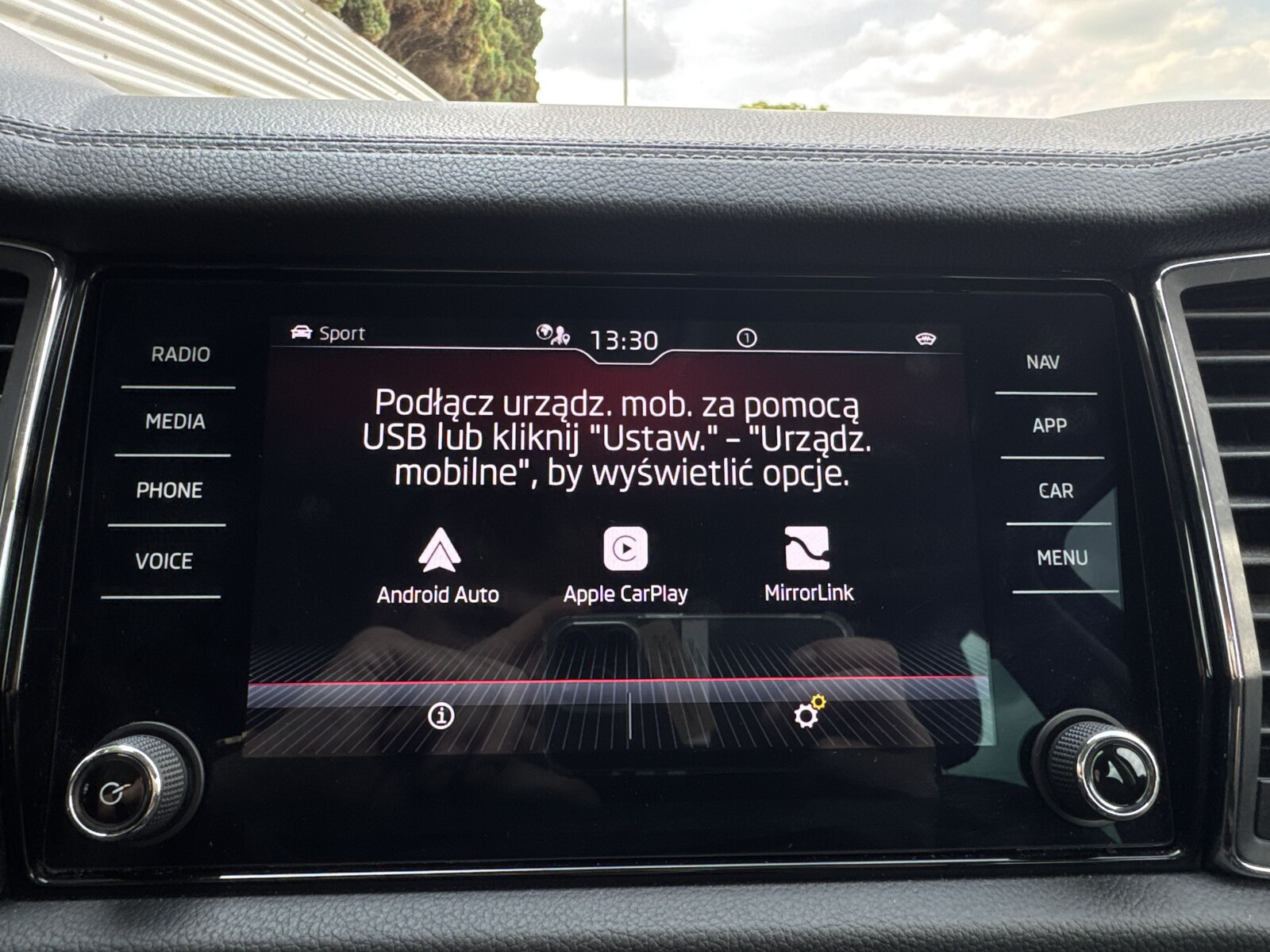 Kodiaq Ambition 2.0TDI DSG ACC Matrix Hak Kamera Ambiente Podgrz.Szyba
