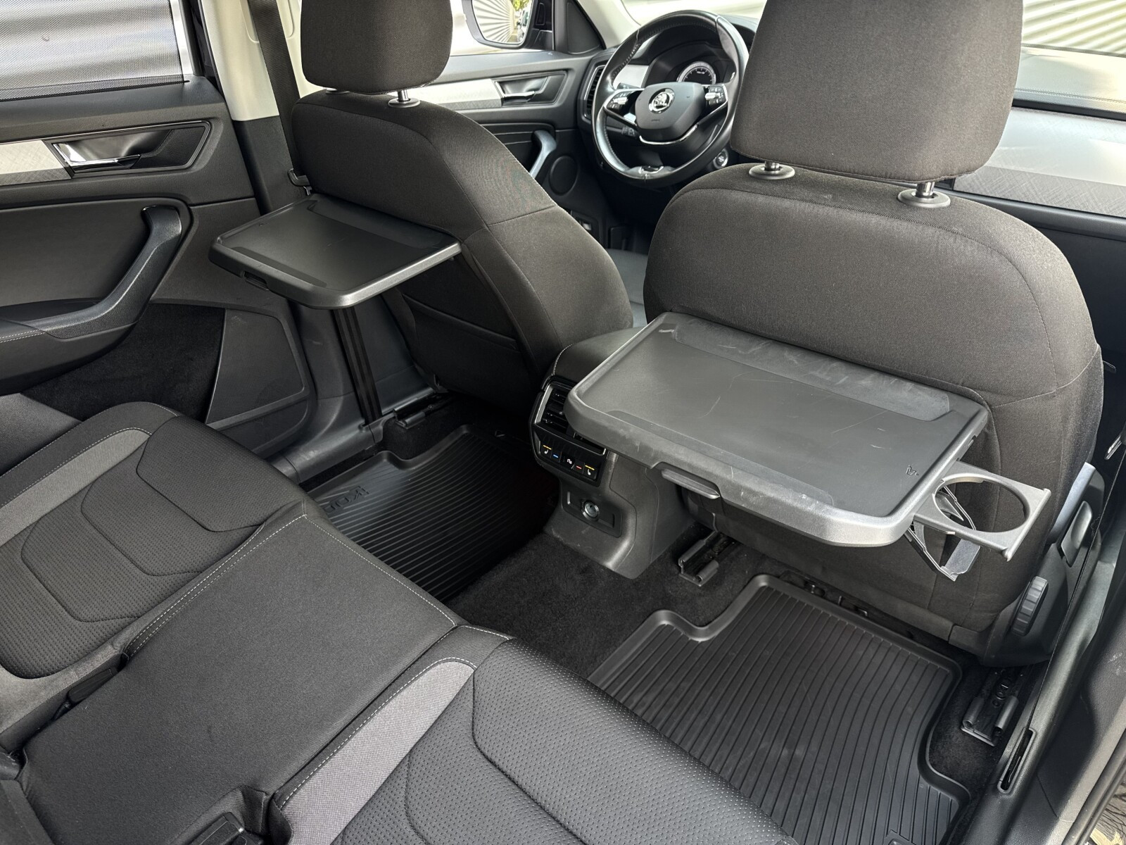 Kodiaq Ambition 2.0TDI DSG ACC Matrix Hak Kamera Ambiente Podgrz.Szyba