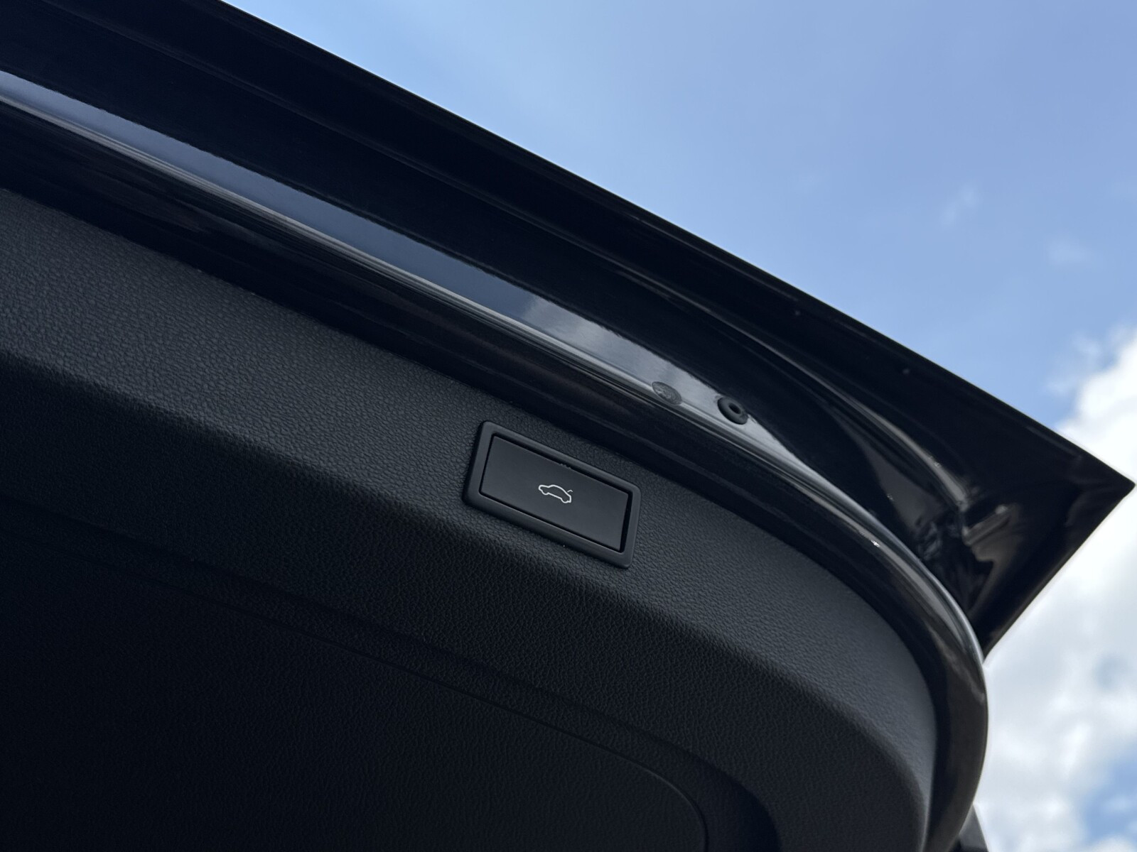 Kodiaq Ambition 2.0TDI DSG ACC Matrix Hak Kamera Ambiente Podgrz.Szyba