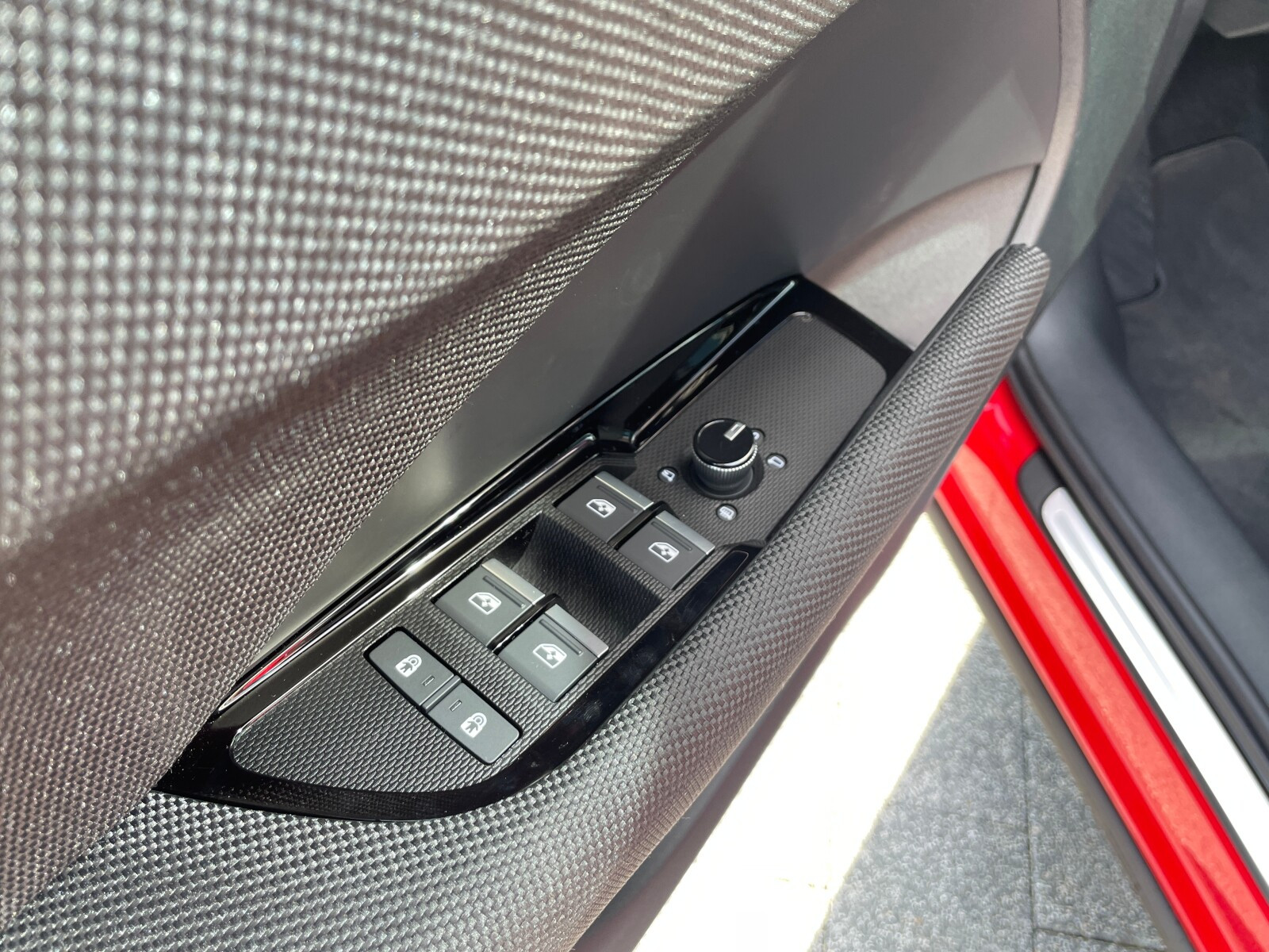 TFSI 110 kW S tronic * Pakiet Tech Plus *