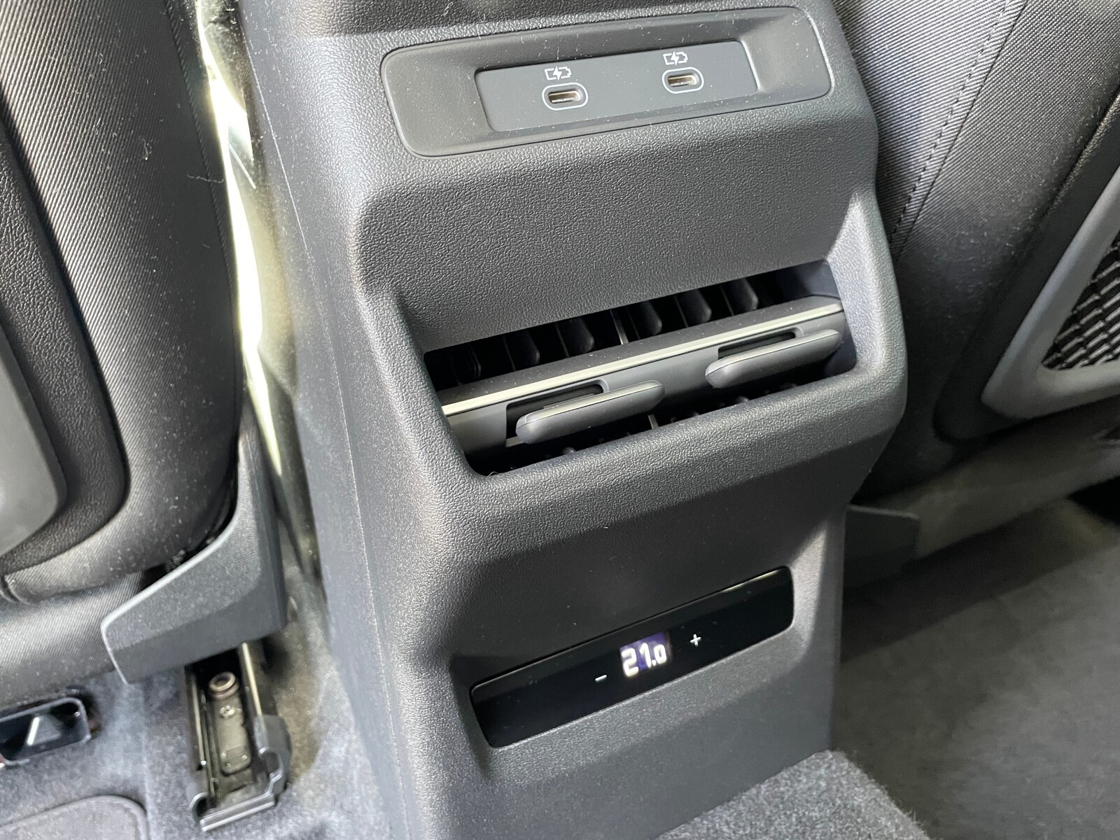 TFSI 110 kW S tronic * Pakiet Tech Plus *