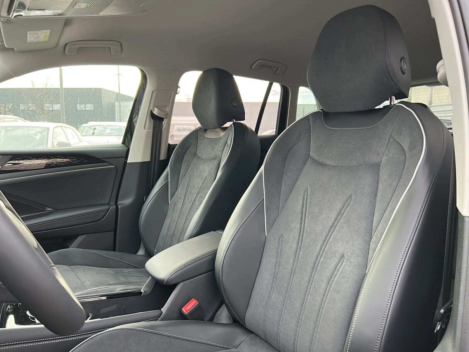 Elegance eHybrid 1.5 TSI 150 KM DSG-6