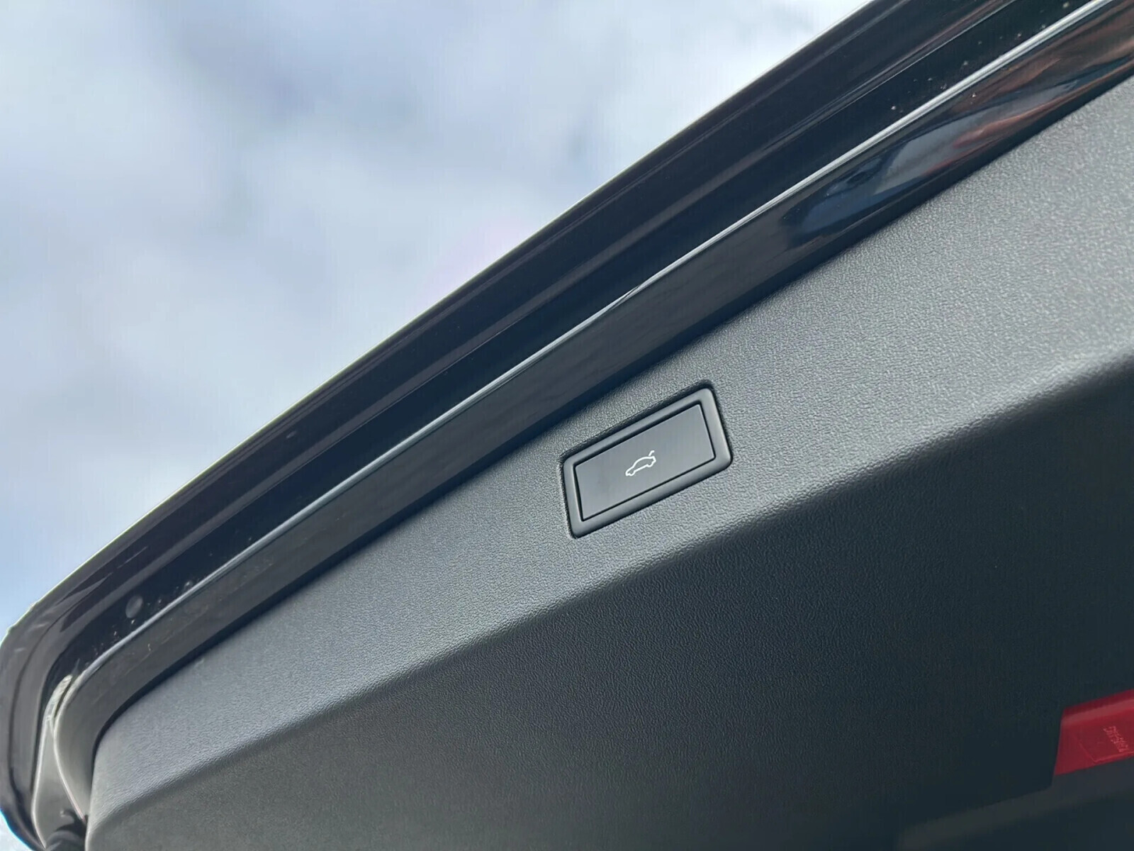 Elegance eHybrid 1.5 TSI 150 KM DSG-6