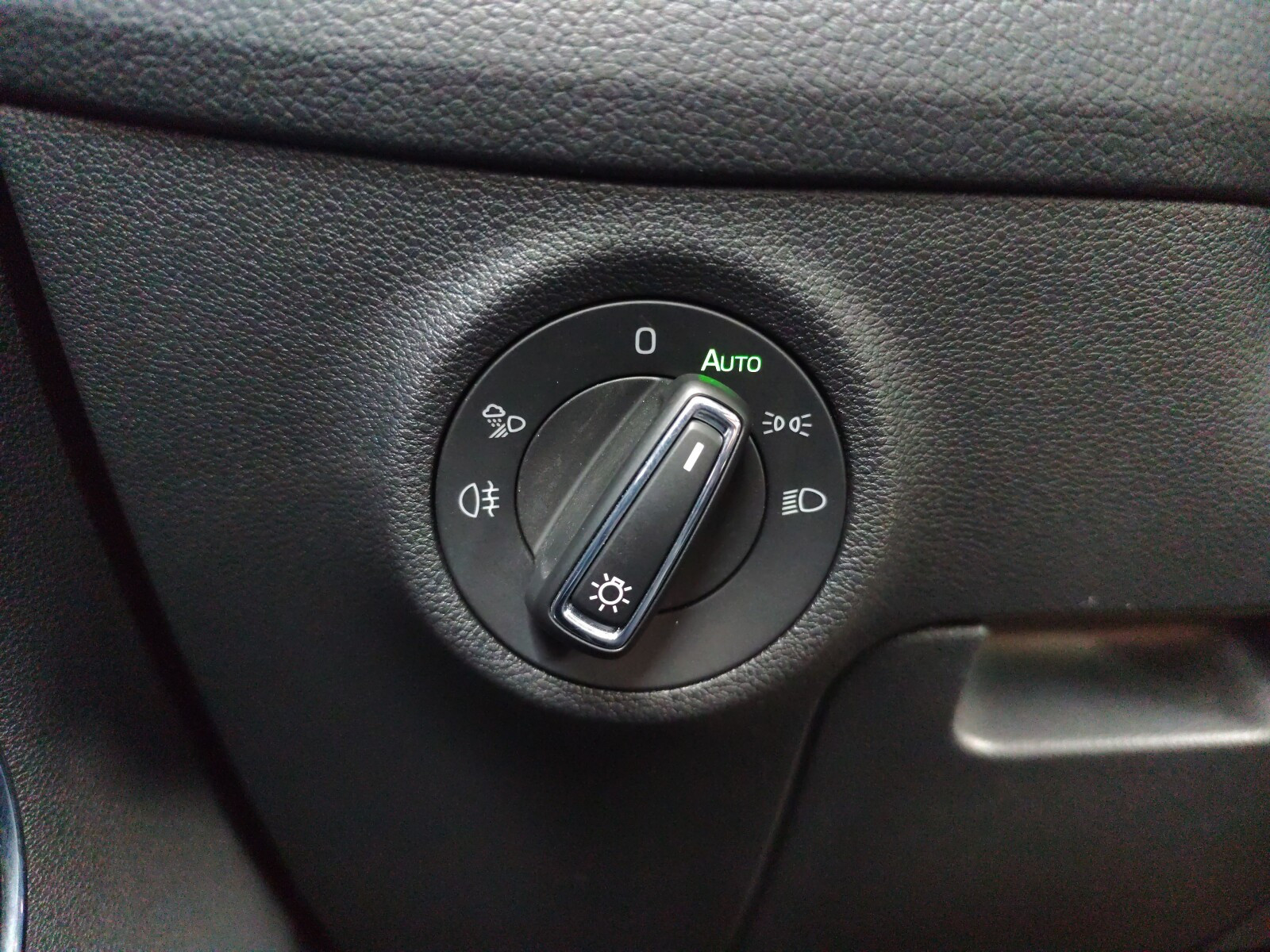 L&K, 2.0 TDI / 200KM, 4x4, HAK, Wentylowane fotele, LED Matrix, FV 23%