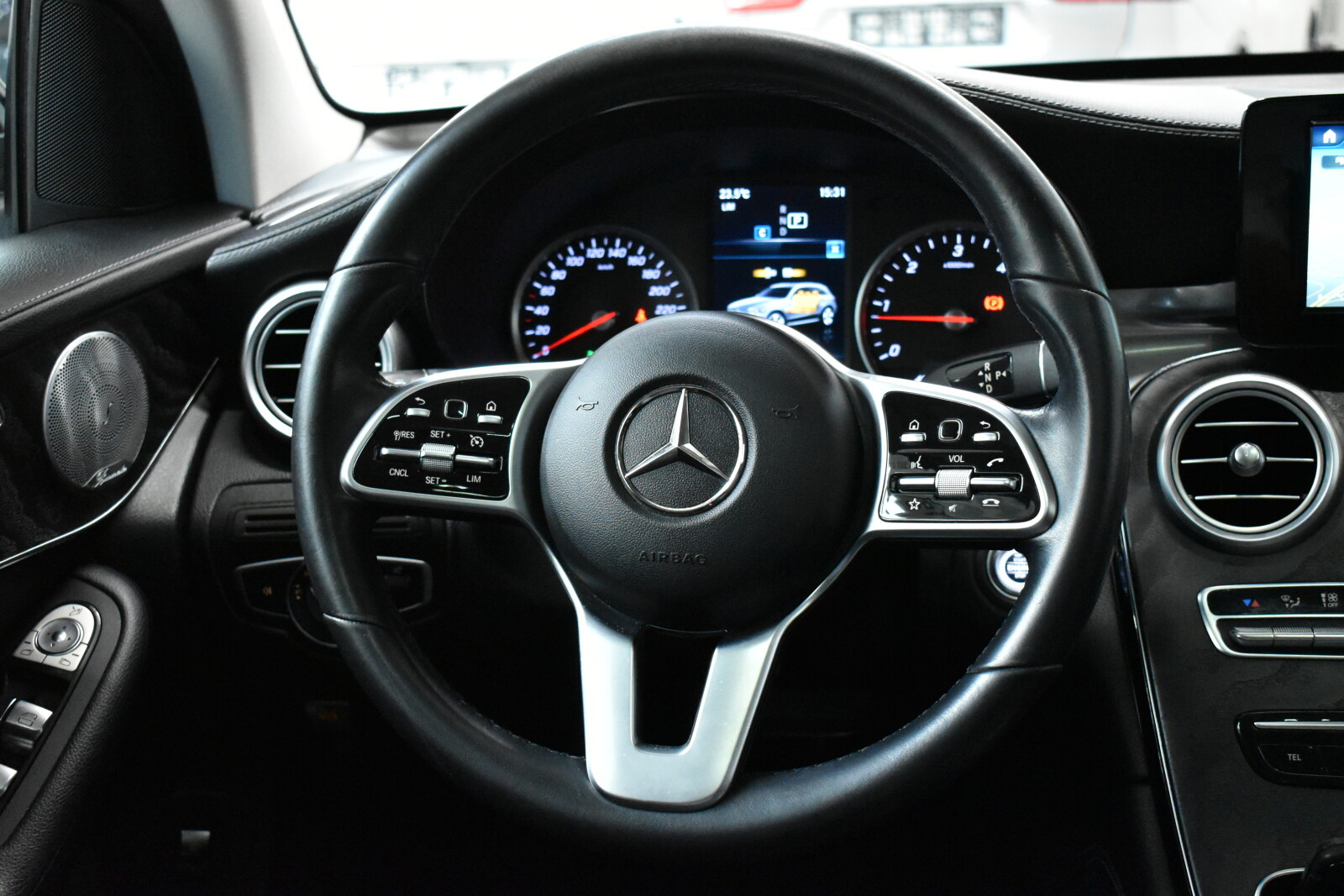 GLC 300 | FV23% | 4MATIC | Burmester | 245KM | SALON PL