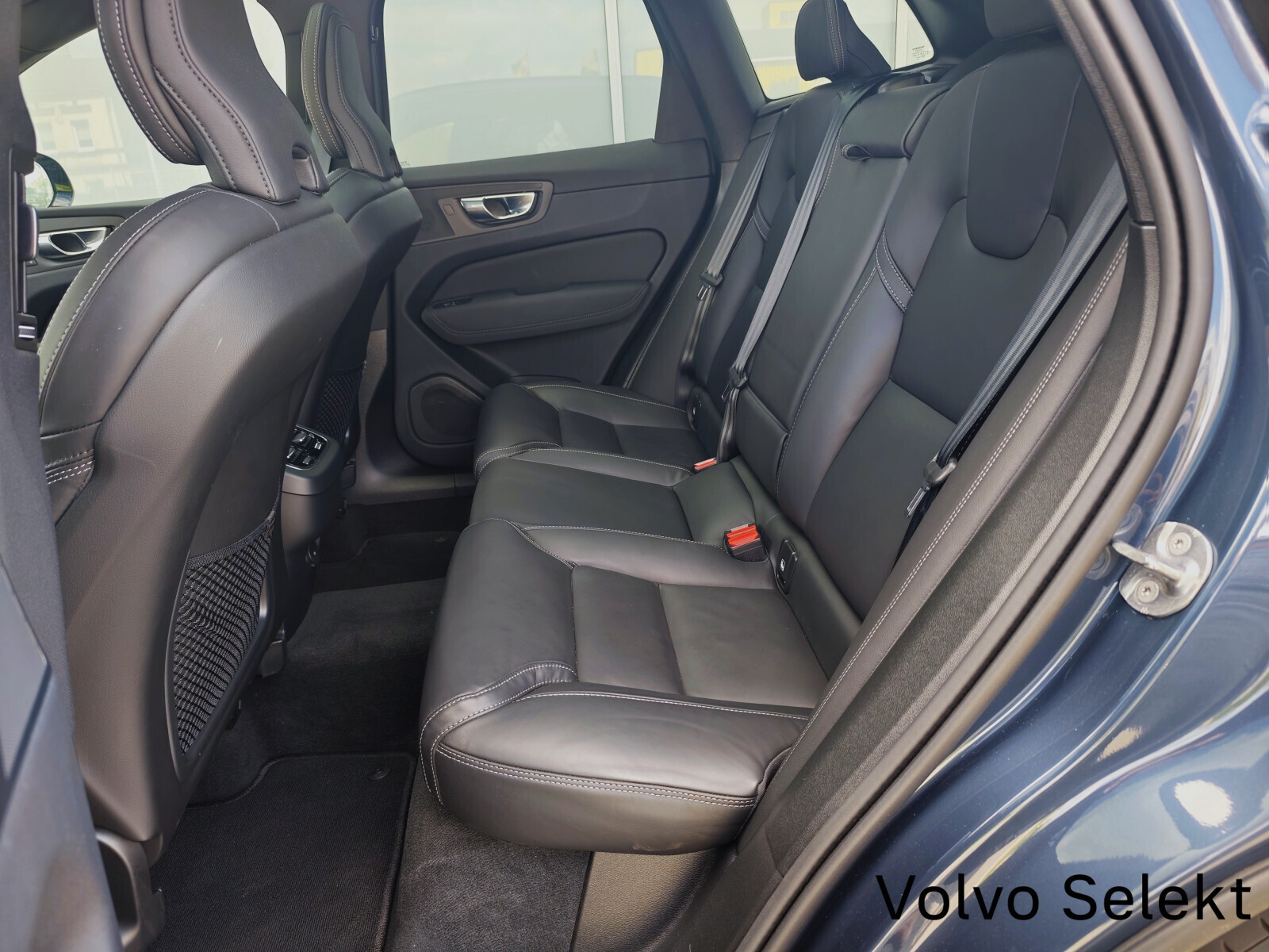Volvo XC60 B5 B | 250KM | AWD | Ultra Black Edition | FV23%| Gwarancja