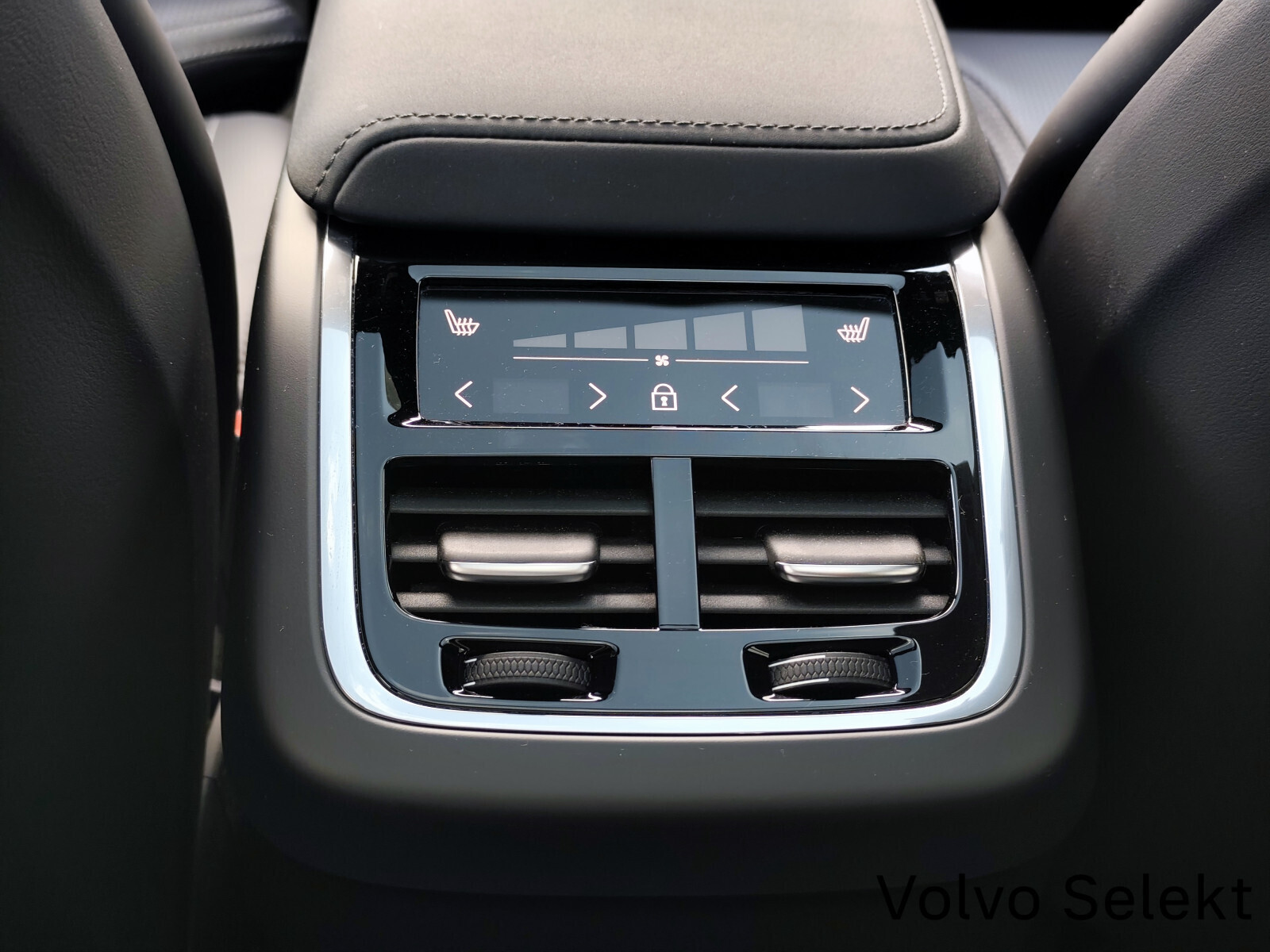 Volvo XC60 B5 B | 250KM | AWD | Ultra Black Edition | FV23%| Gwarancja