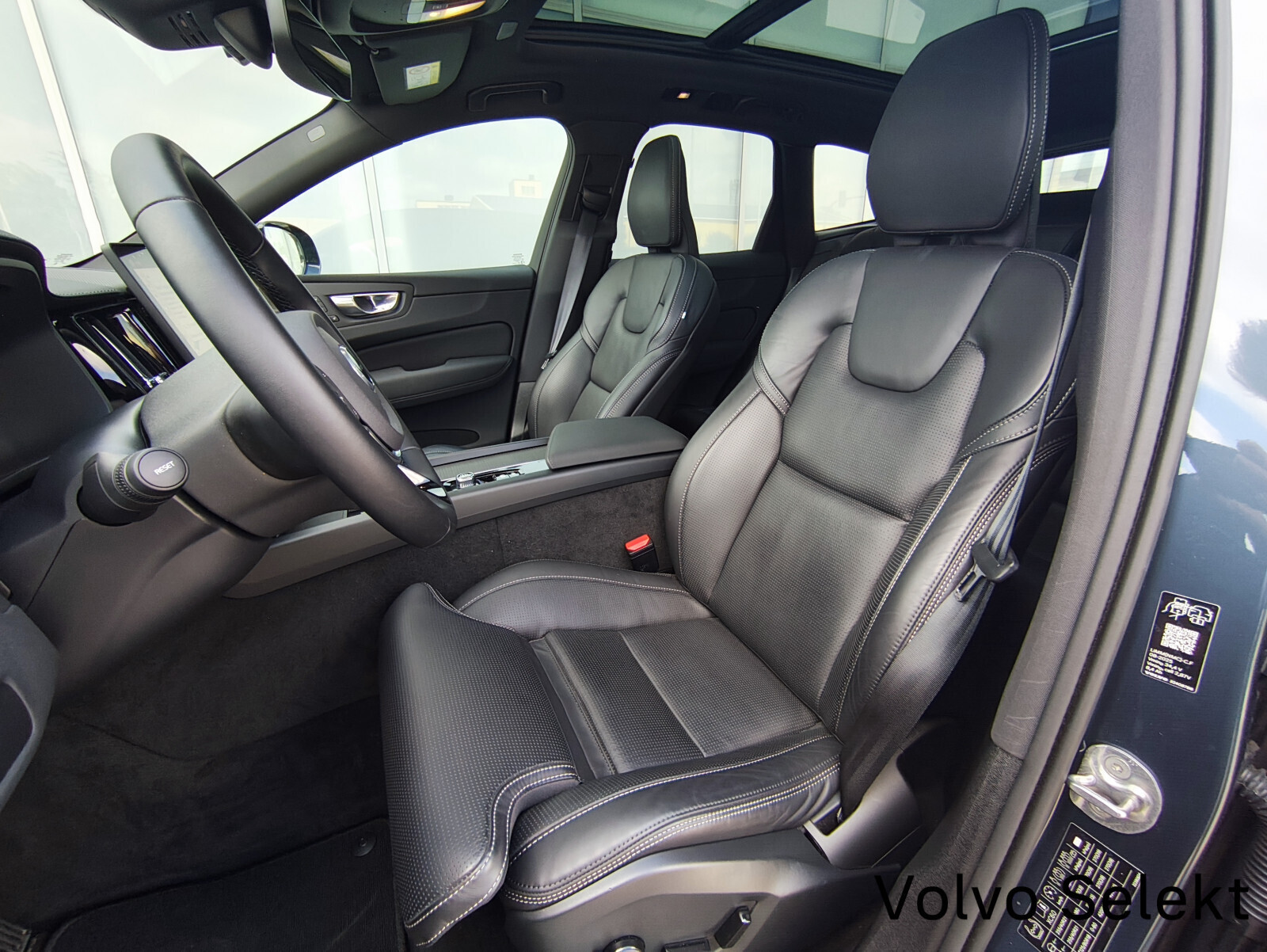 Volvo XC60 B5 B | 250KM | AWD | Ultra Black Edition | FV23%| Gwarancja
