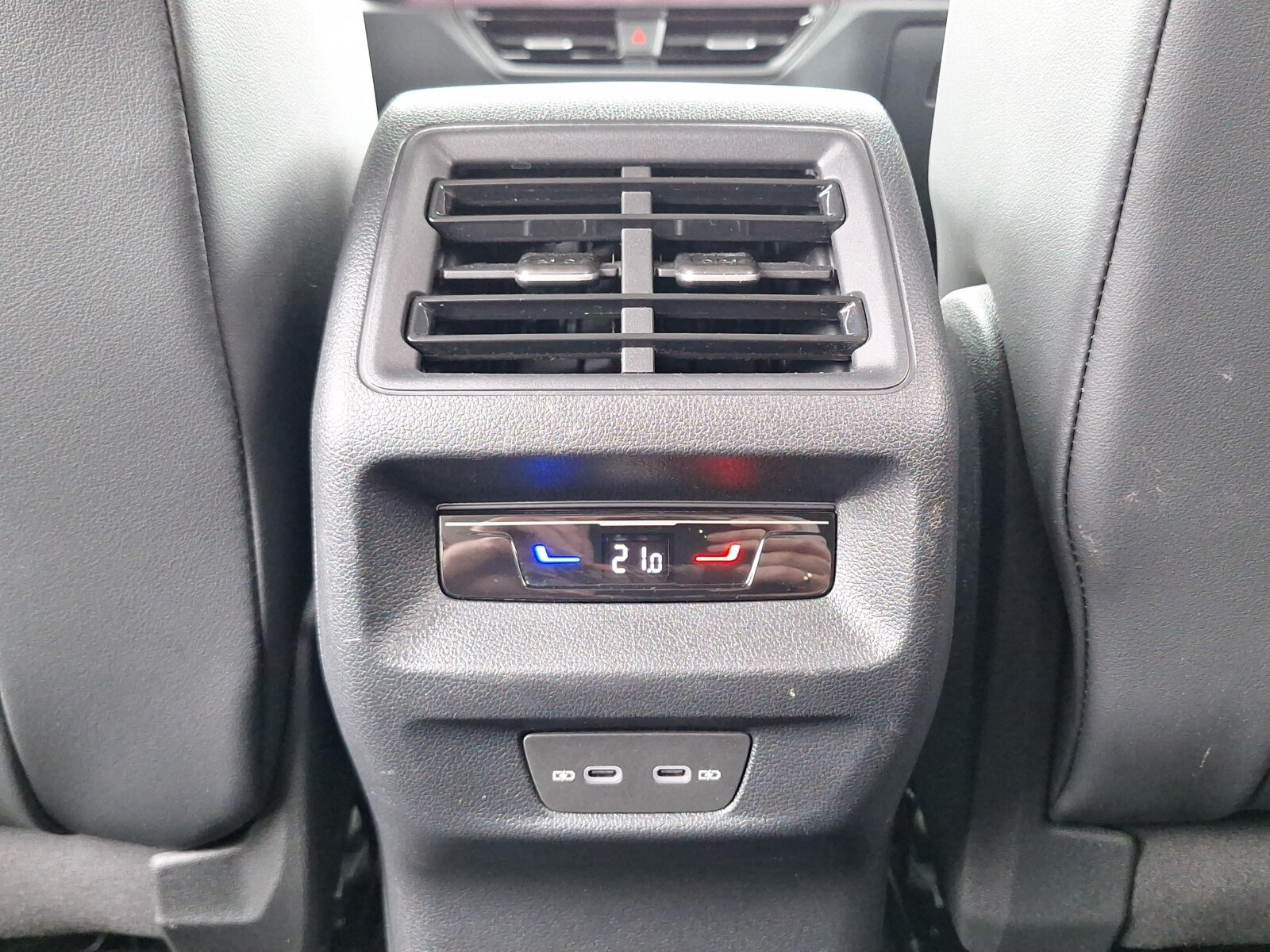 VW Tiguan 2.0 TDI 150KM DSG Hak Serwis ASO FV23%