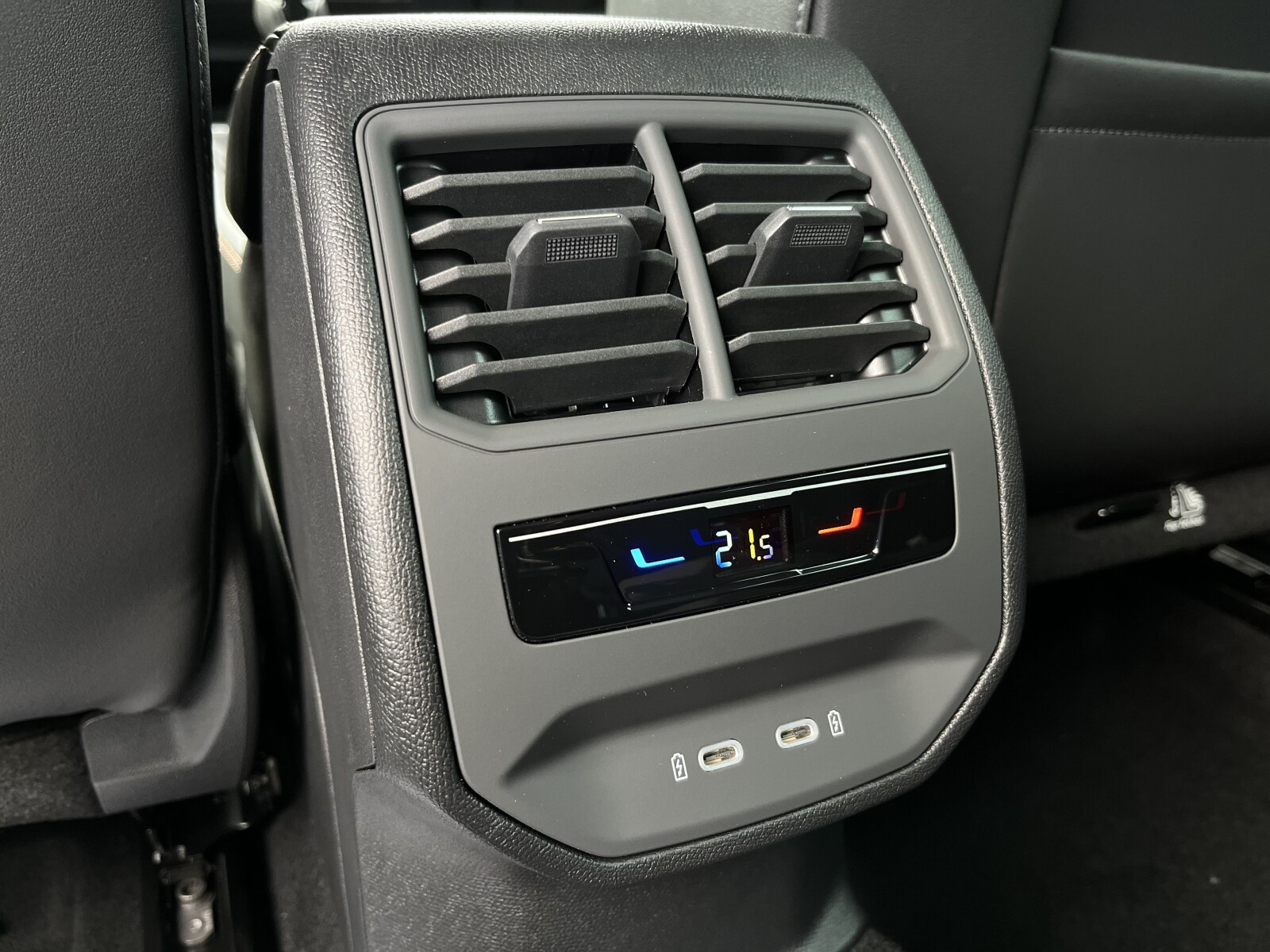 Oferta dotyczy: CUPRA Formentor 1.5 TSI 150 KM 6-biegowa manualna
