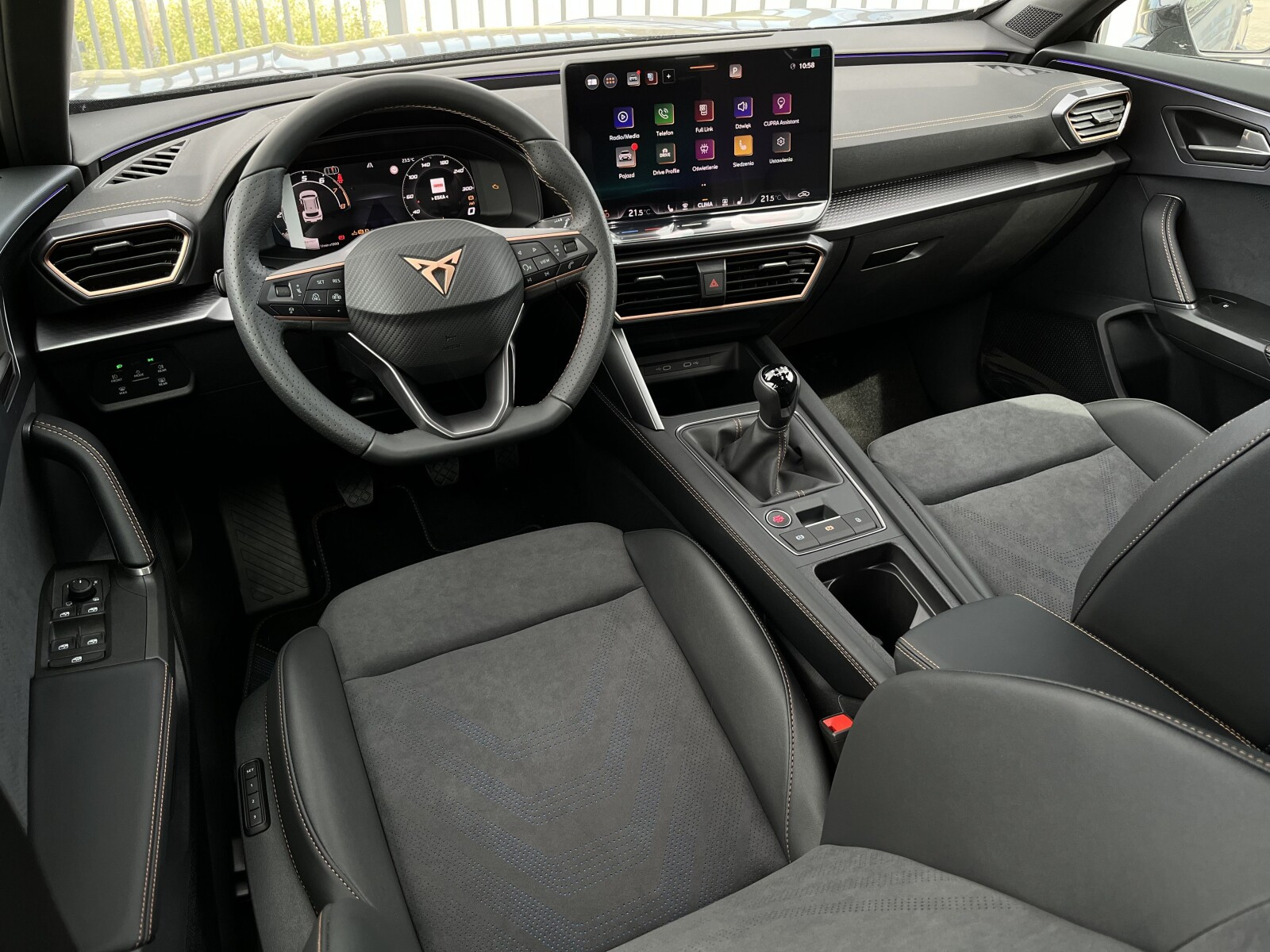 Oferta dotyczy: CUPRA Formentor 1.5 TSI 150 KM 6-biegowa manualna