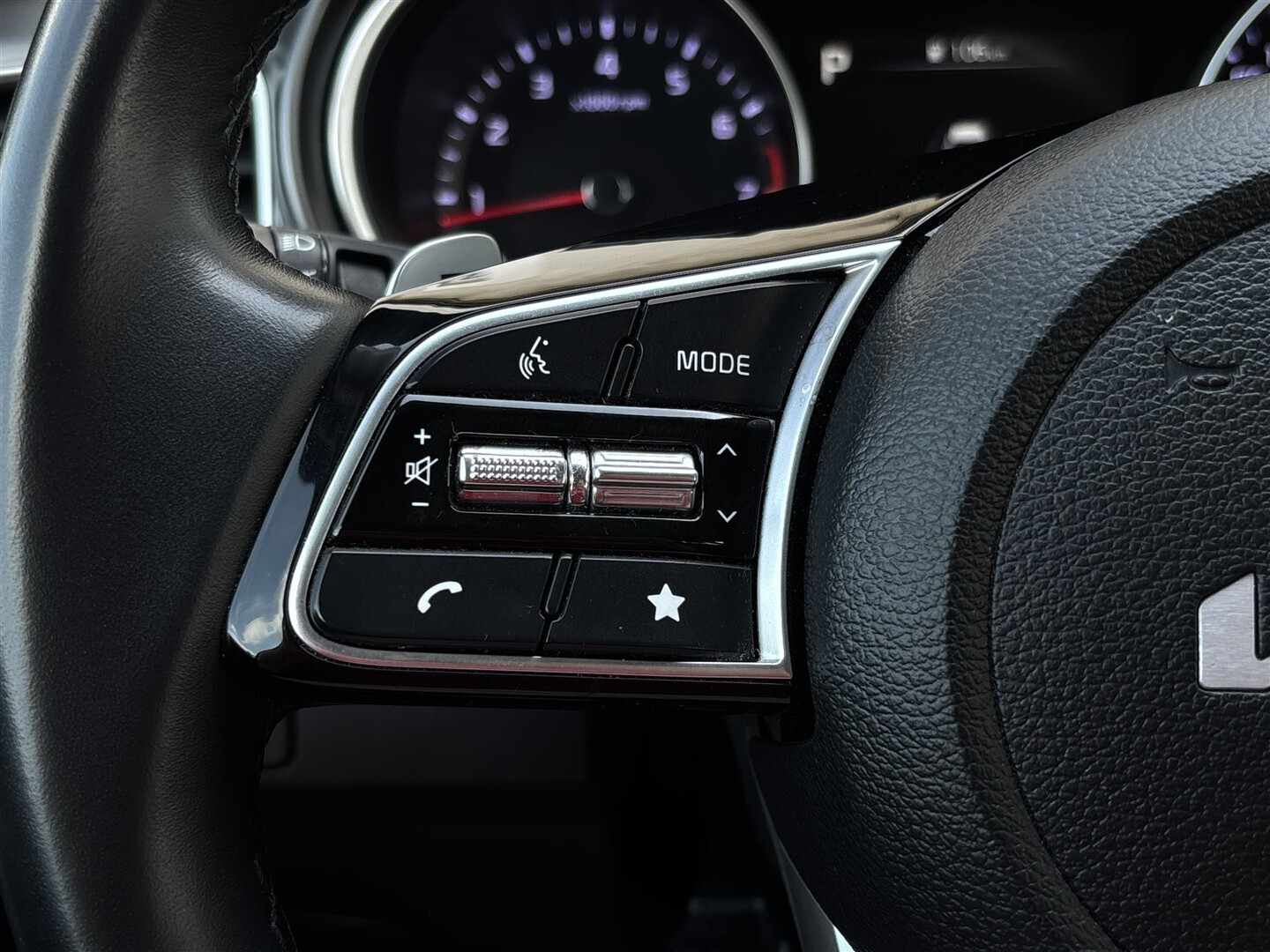 1.5T-GDI 160KM M DCT l Kamera Cofania, LED, VAT23% l