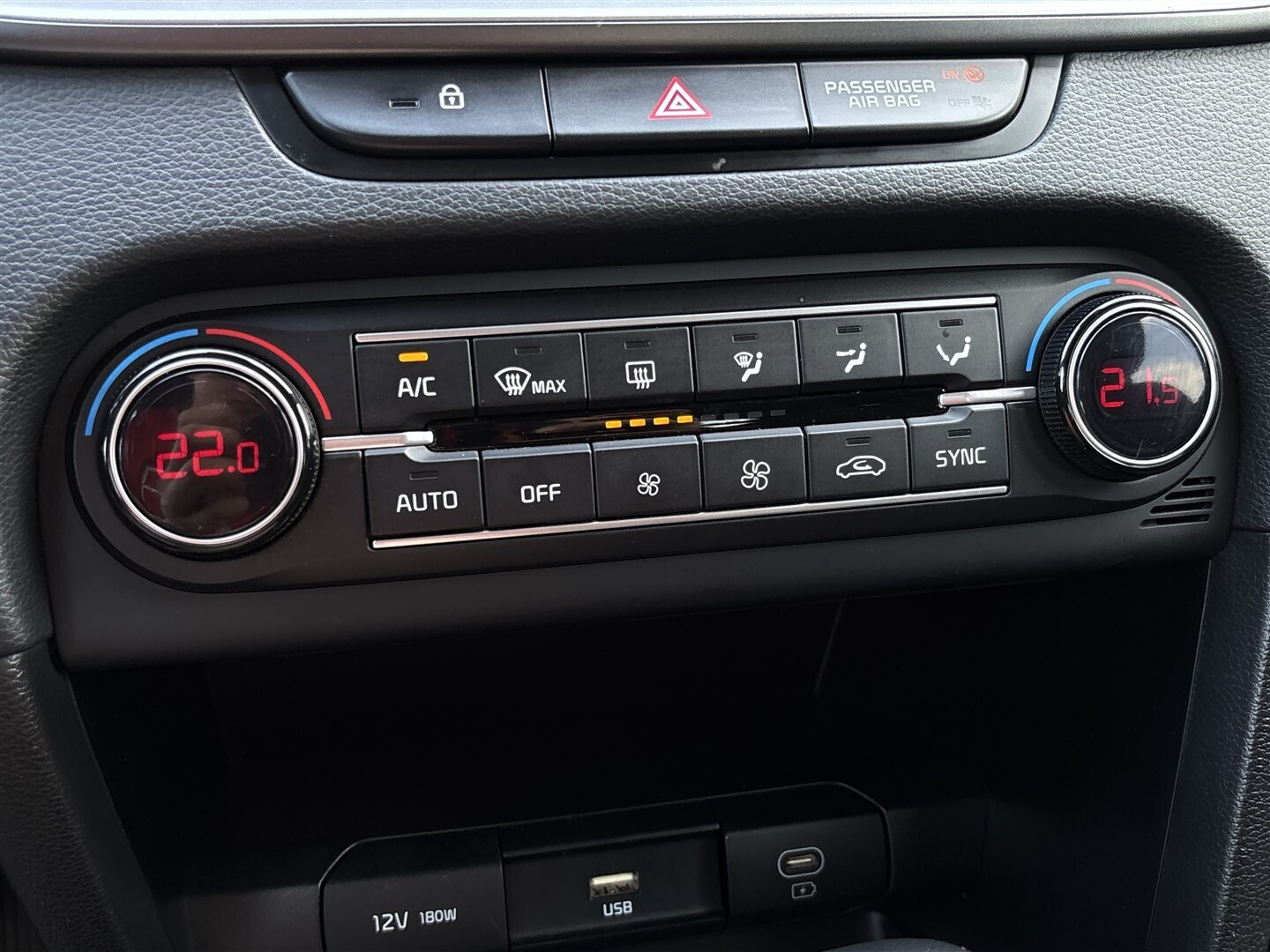 1.5T-GDI 160KM M DCT l Kamera Cofania, LED, VAT23% l