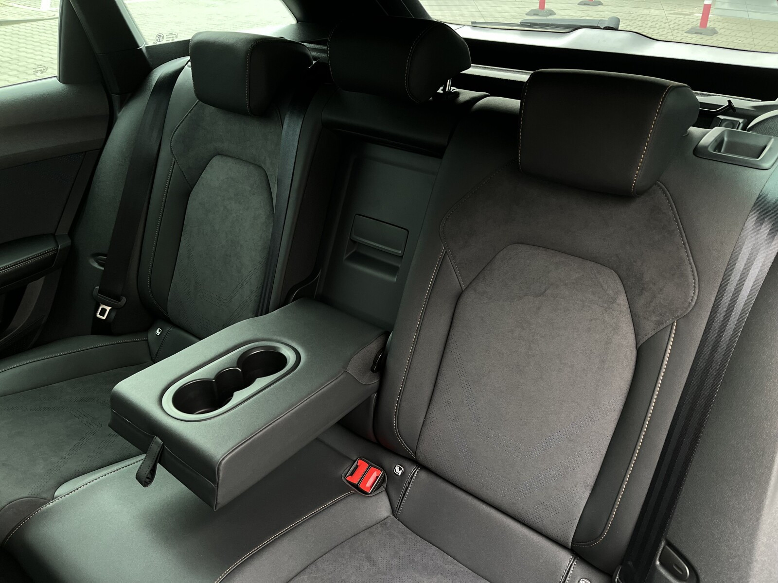 CUPRA Leon Sportstourer 1.5 eTSI 150 KM 7-biegowa automatyczna - DSG